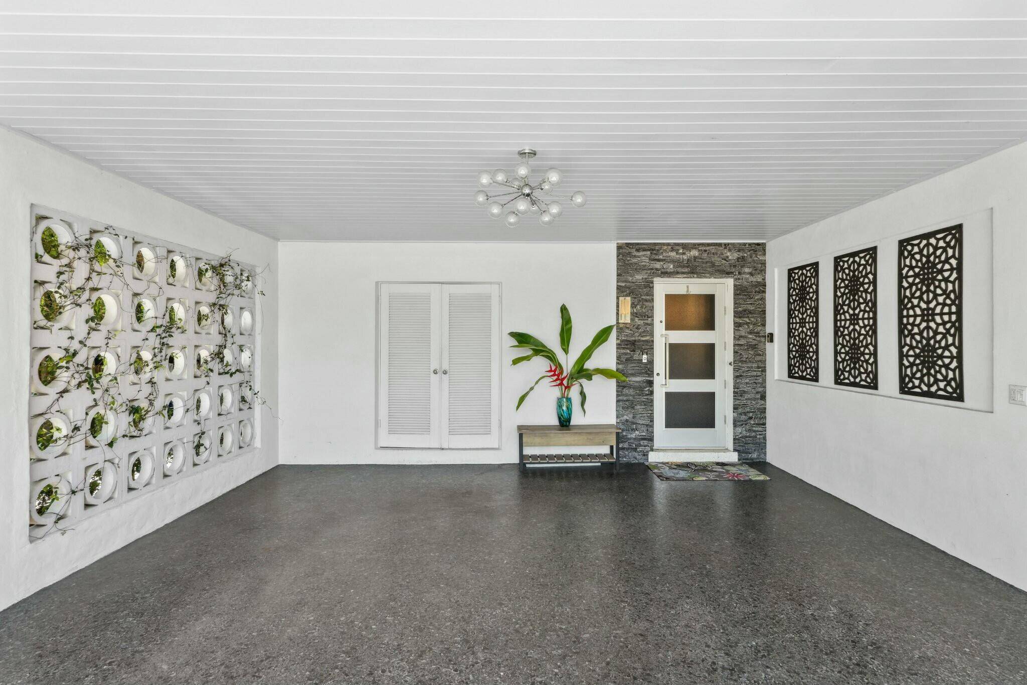 Boynton Beach, FL 33435,903 SW 27th TER