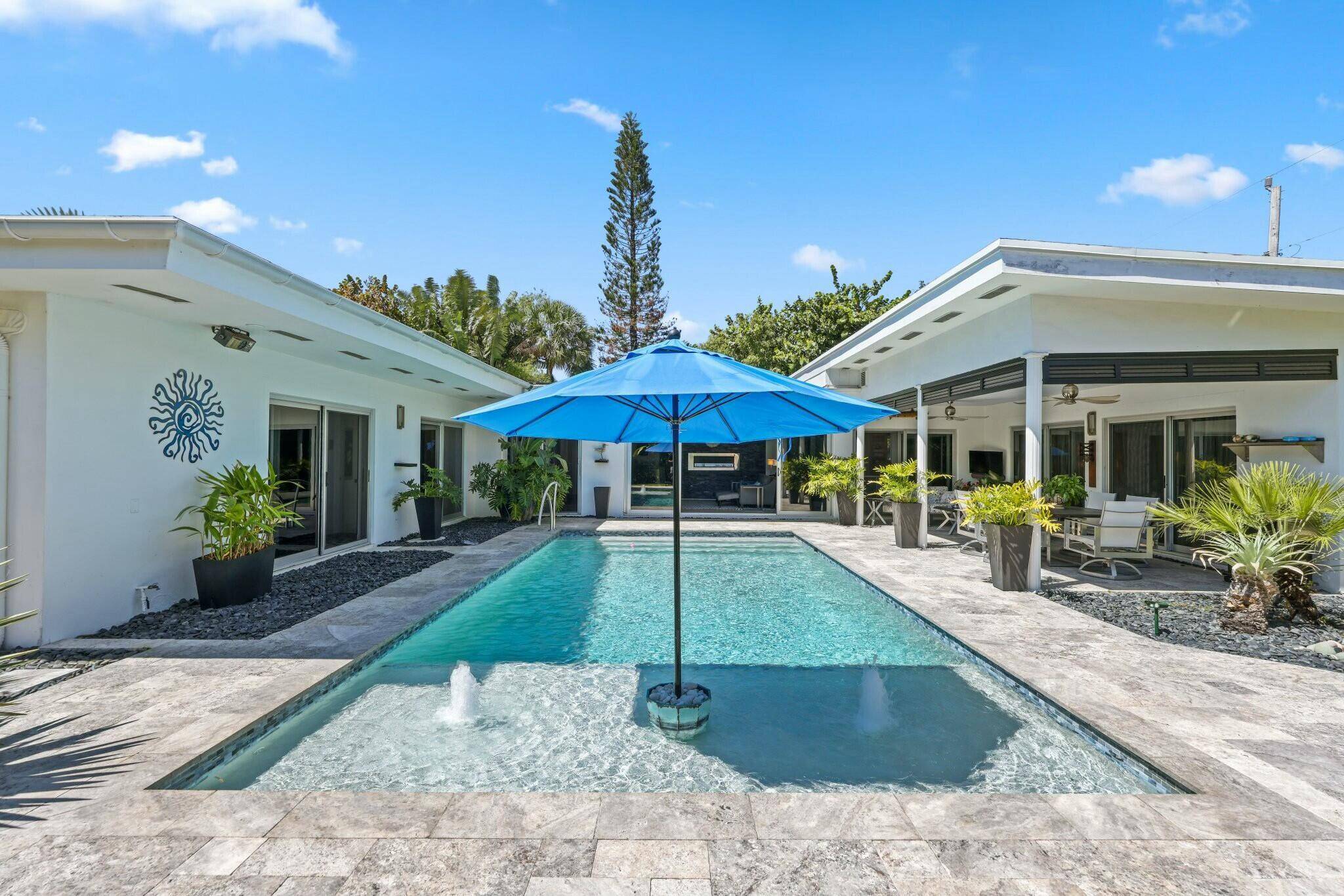 Boynton Beach, FL 33435,903 SW 27th TER