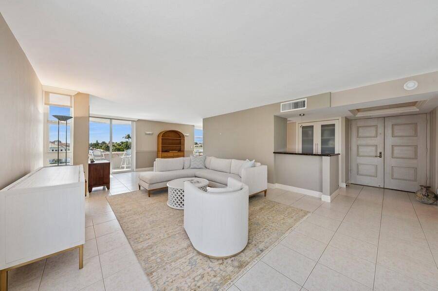 Delray Beach, FL 33483,2200 S Ocean BLVD 401