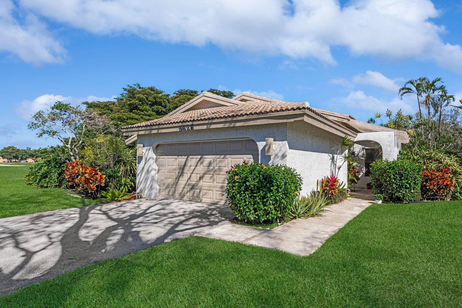 Boynton Beach, FL 33437,5629 Lakeview Mews CT