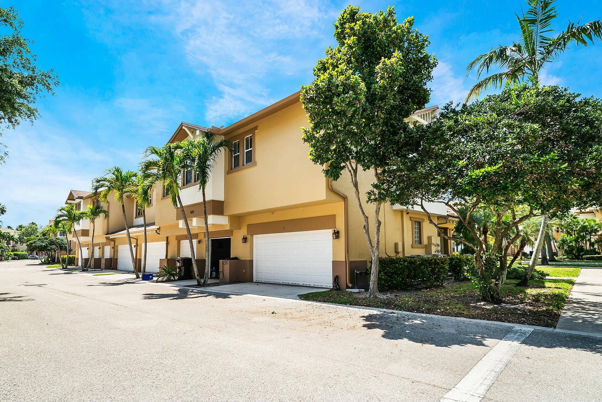 West Palm Beach, FL 33401,661 Corte Madera LN 1
