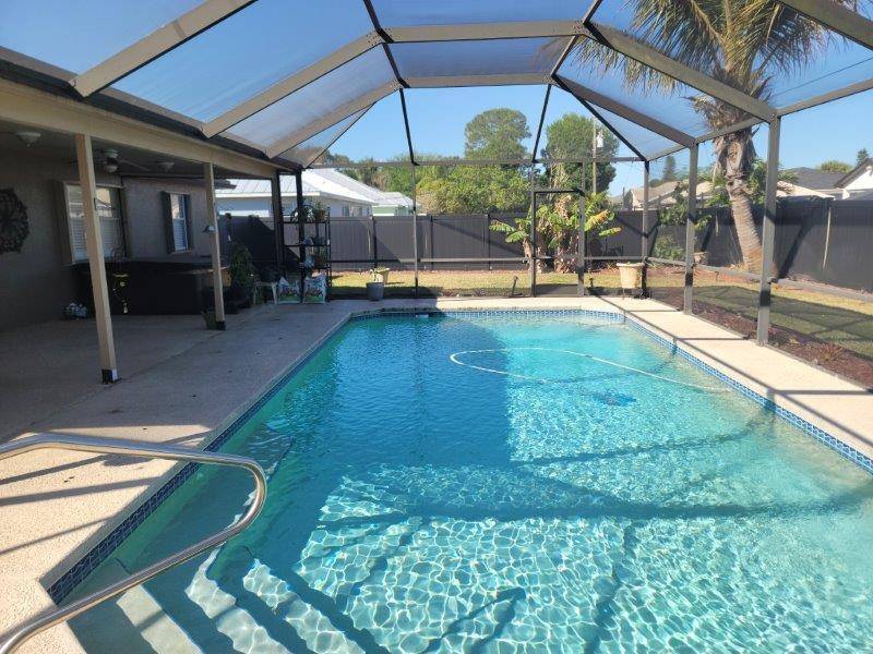 Port Saint Lucie, FL 34953,757 SW Sail TER