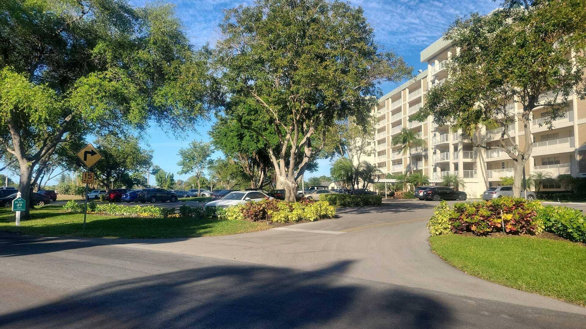 Pompano Beach, FL 33069,3091 N N Course DR 605