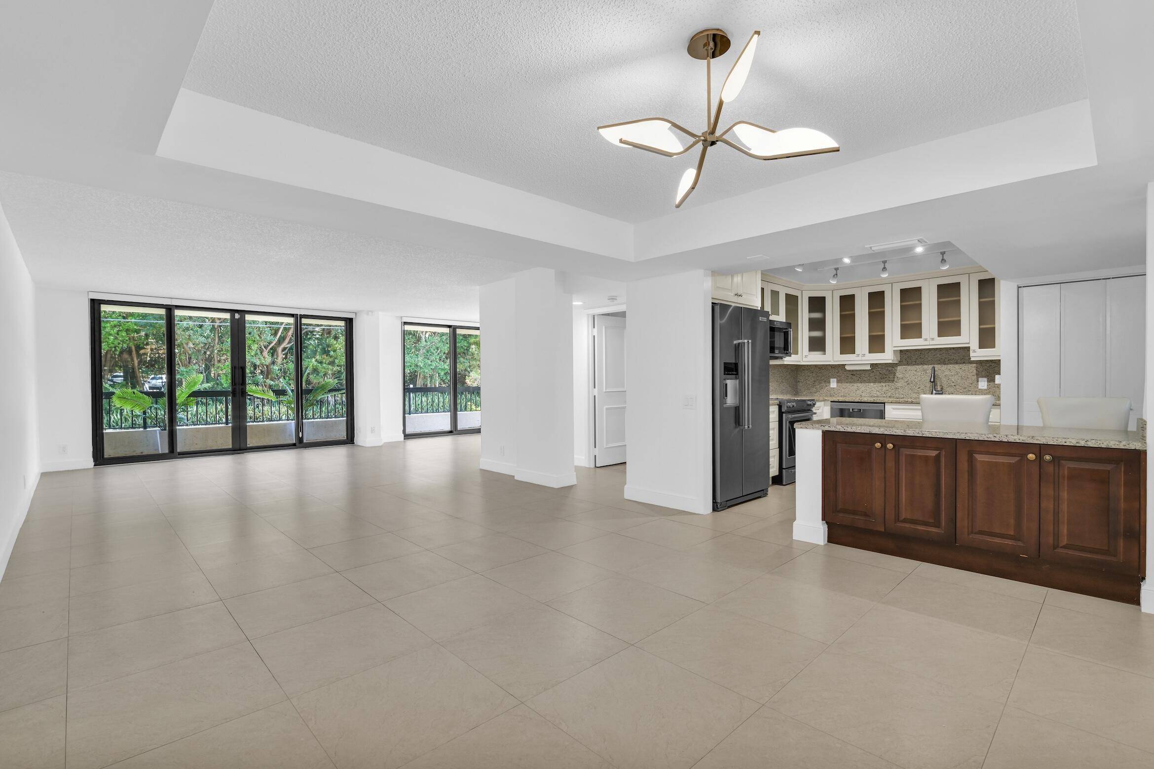 Boca Raton, FL 33432,277 N Ocean BLVD 1010