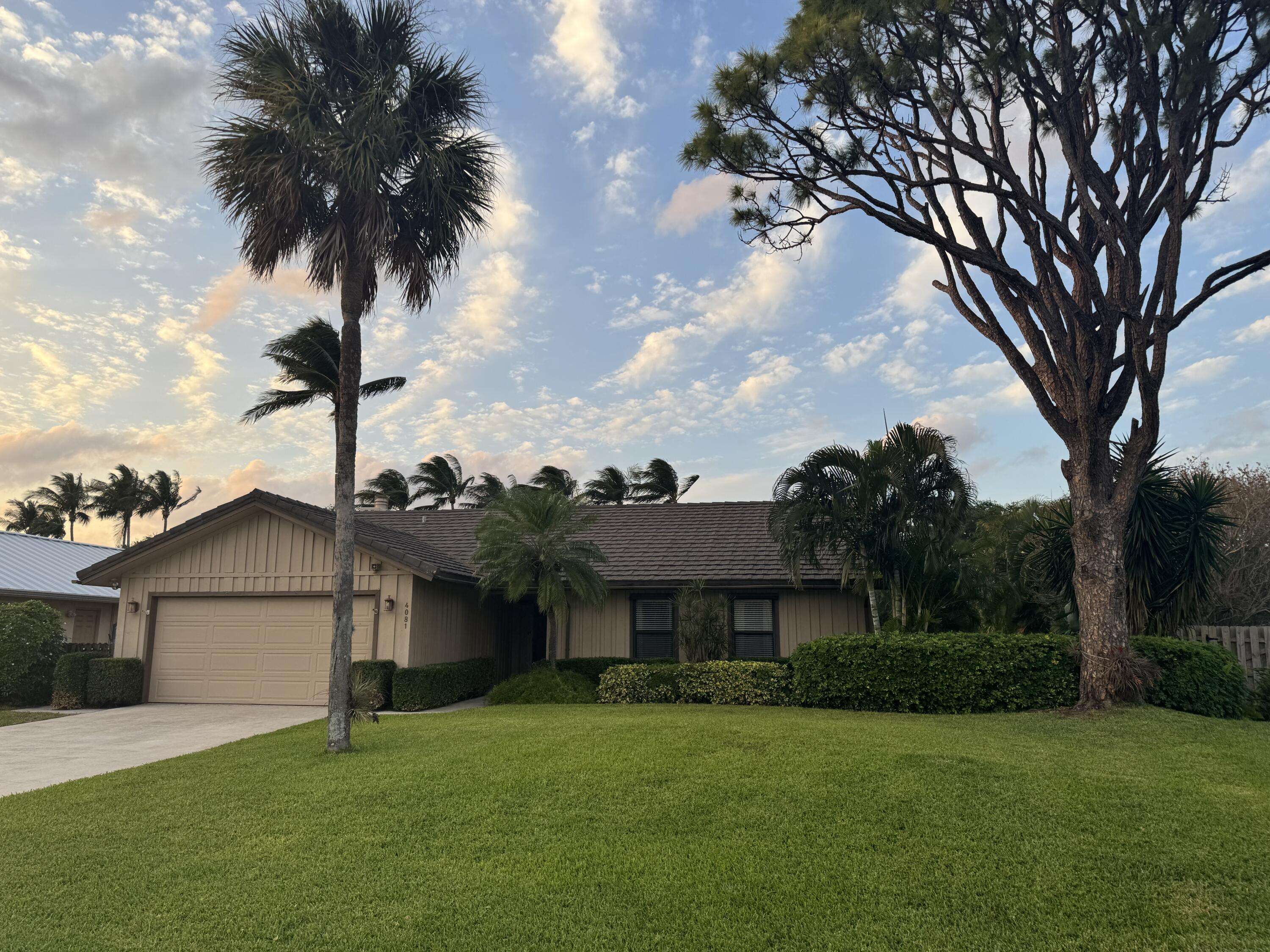 Palm Beach Gardens, FL 33410,4081 Linden AVE