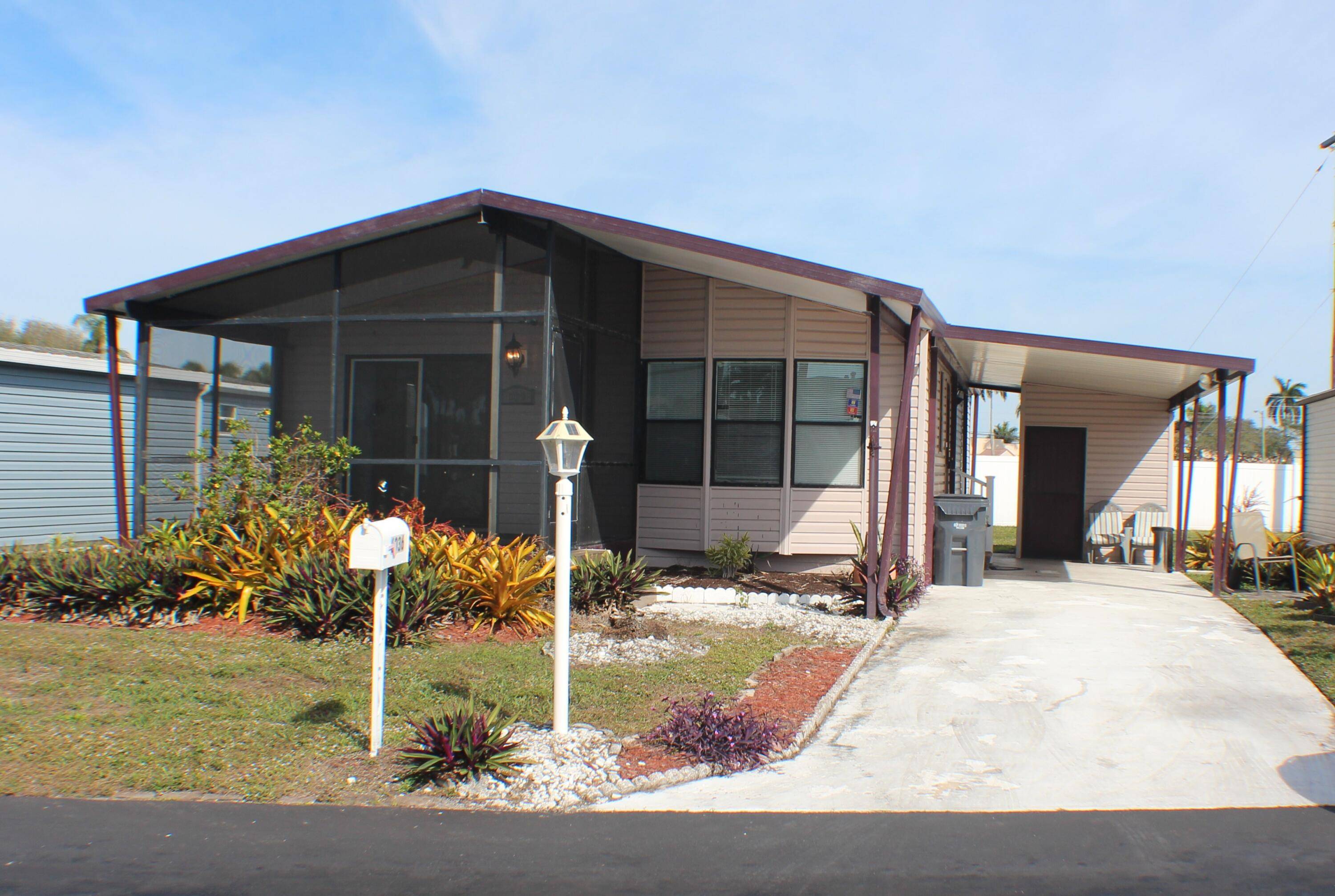 Atlantis, FL 33462,6036 Seashore DR