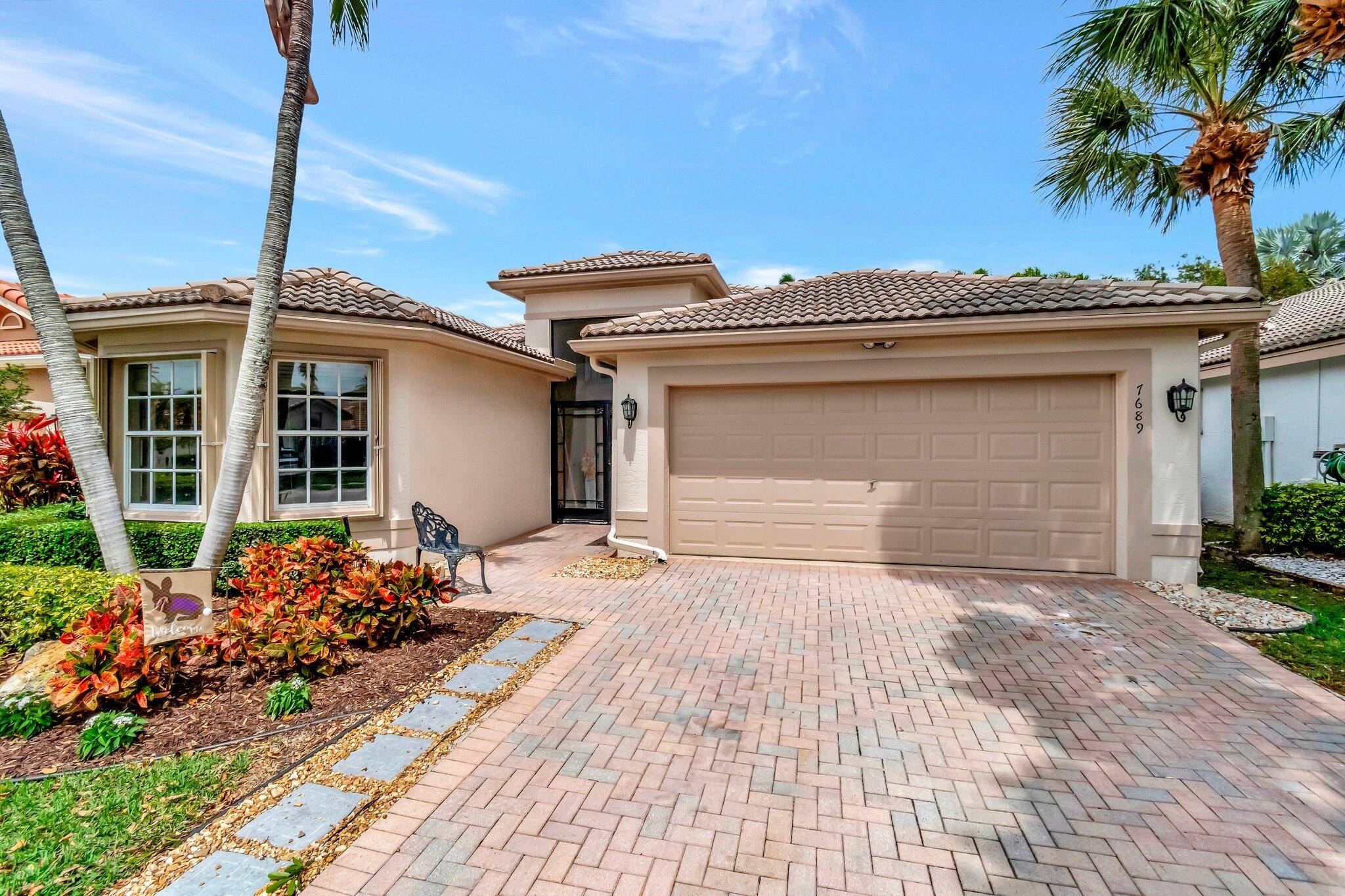 Boynton Beach, FL 33437,7689 Las Cruces CT