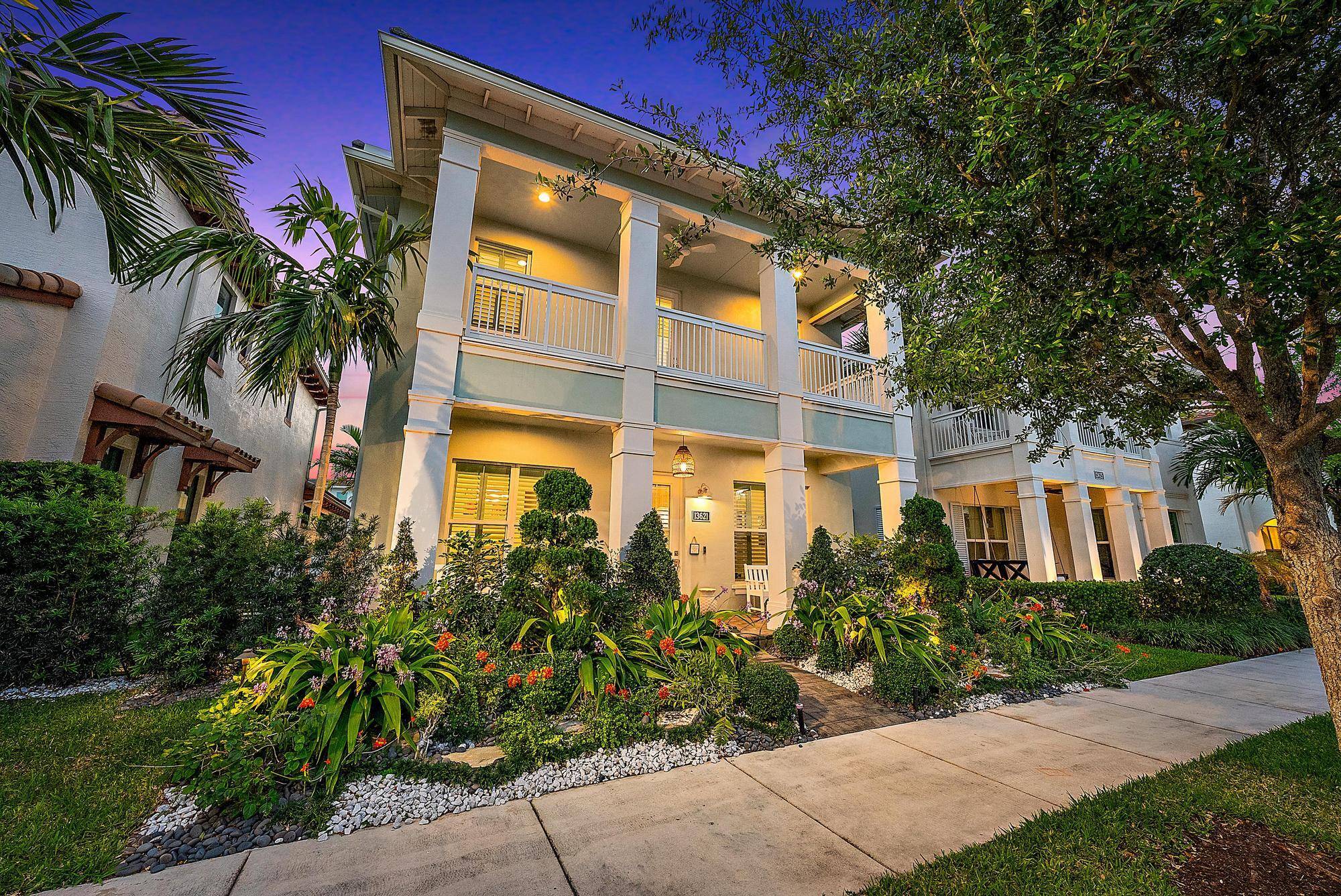 Palm Beach Gardens, FL 33418,13621 Dumont RD
