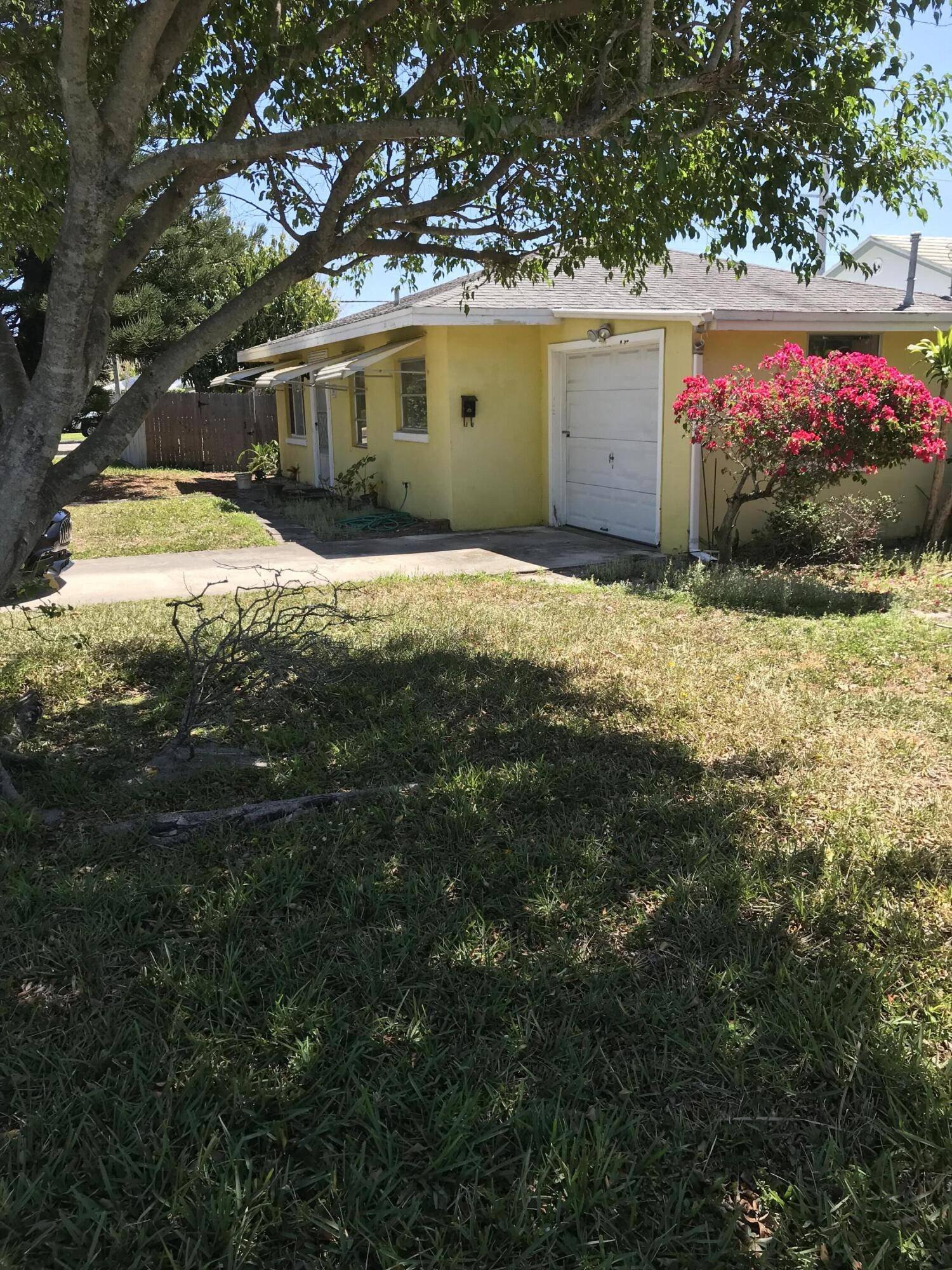 West Palm Beach, FL 33405,300 Churchill RD