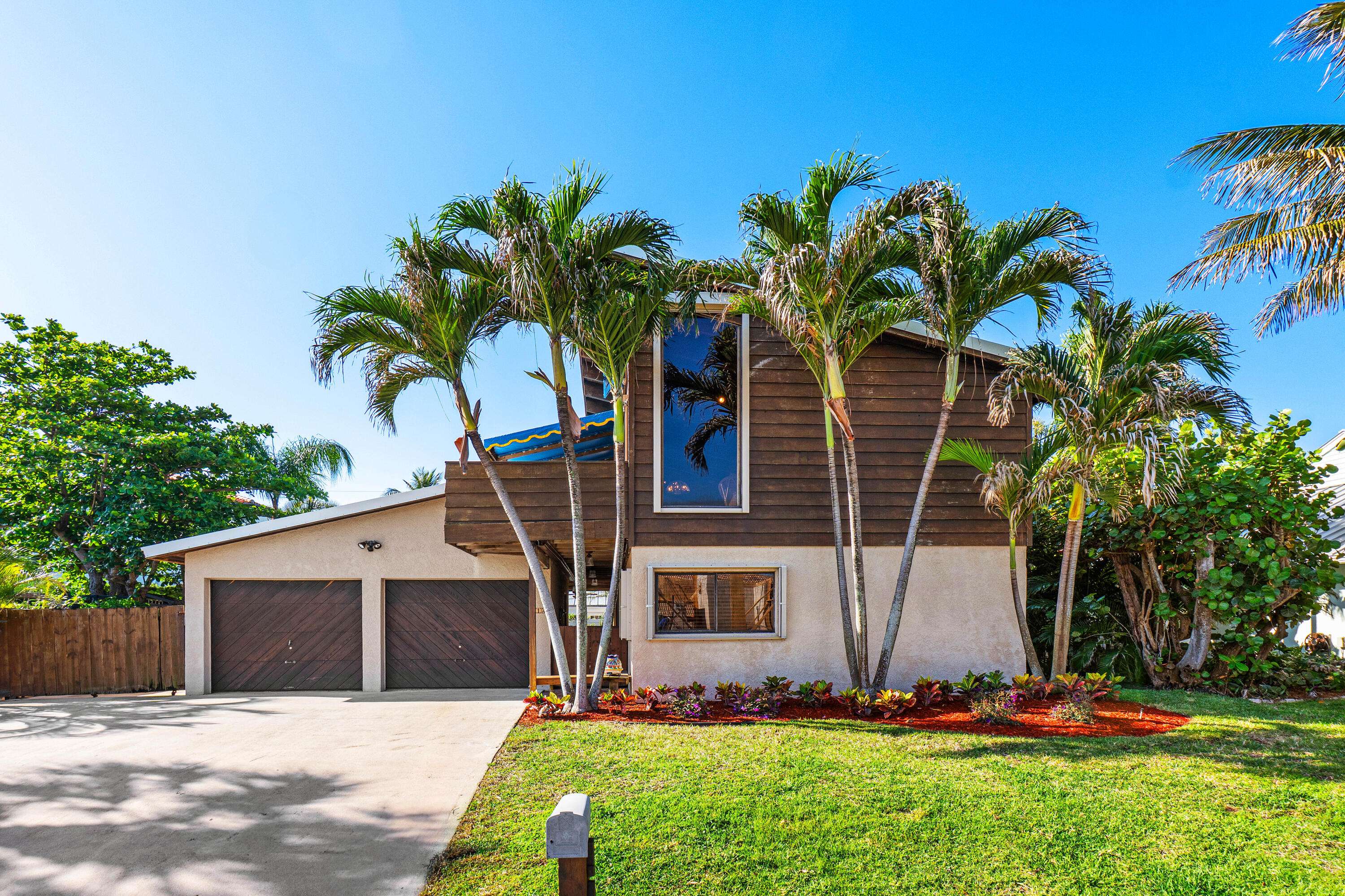 Ocean Ridge, FL 33435,14 Sailfish LN