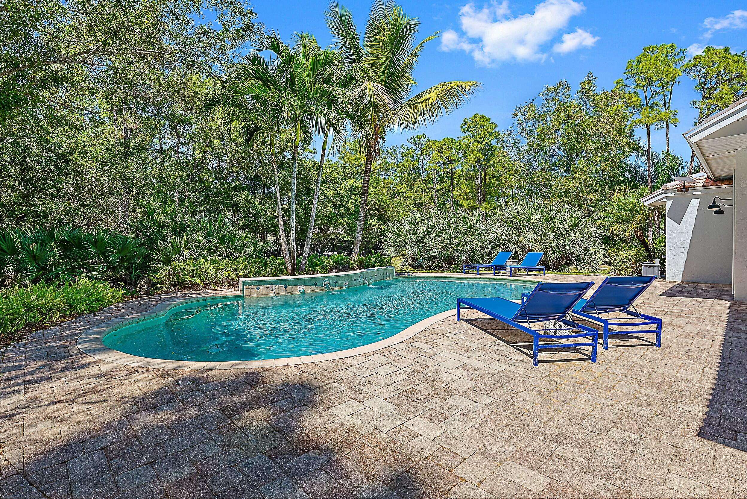 Jupiter, FL 33478,15415 Alexander RUN