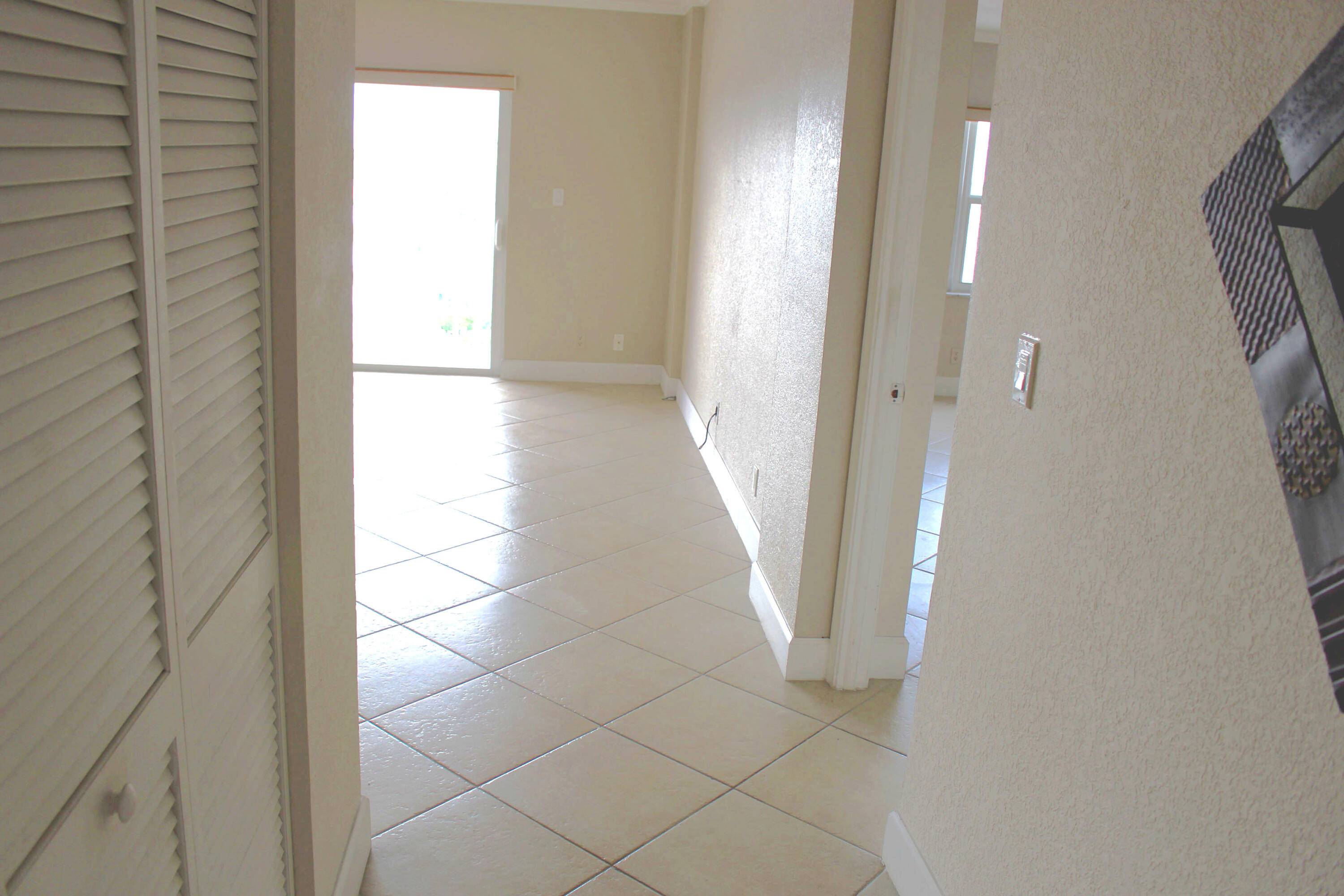 Fort Lauderdale, FL 33306,2900 NE 30th ST A8