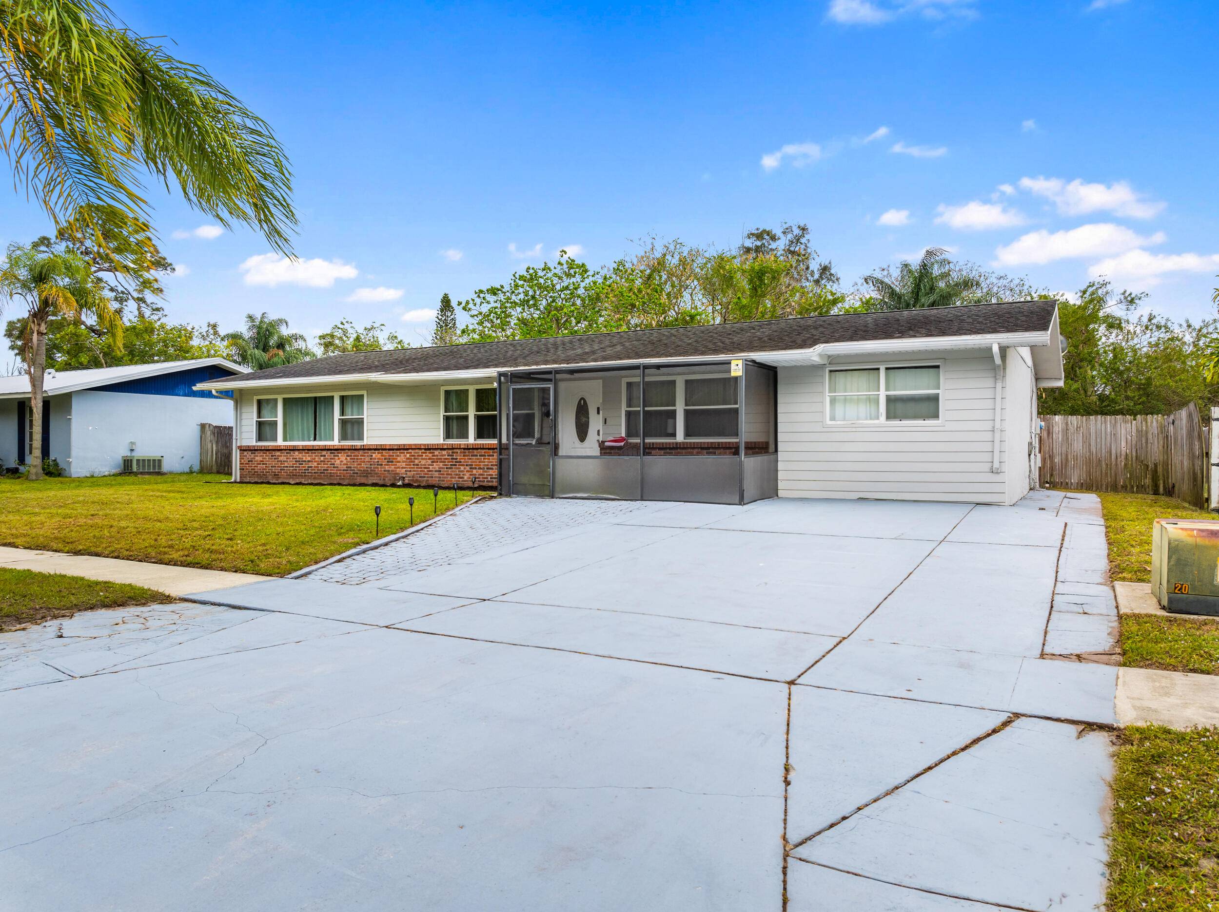 Port Saint Lucie, FL 34983,340 NE Solida DR