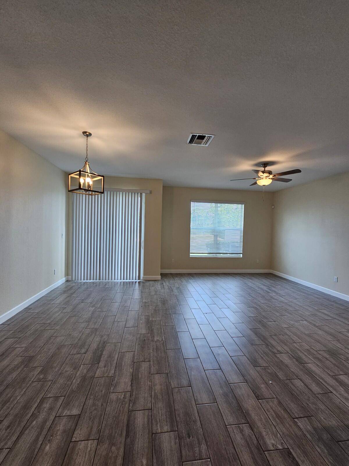 Lake Worth, FL 33467,6951 Harbours Edge AVE