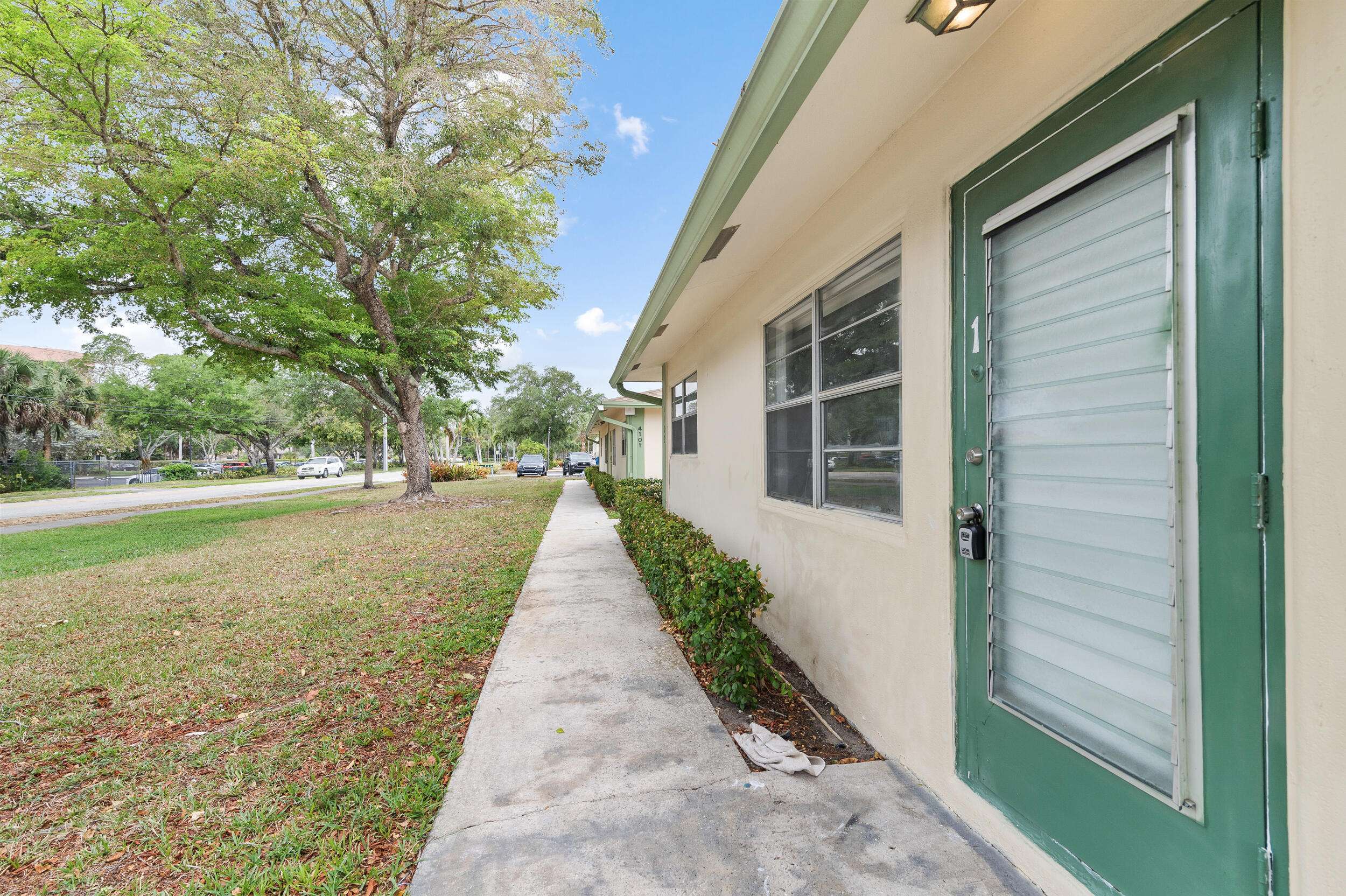Coral Springs, FL 33065,4102 NW 88th AVE 1