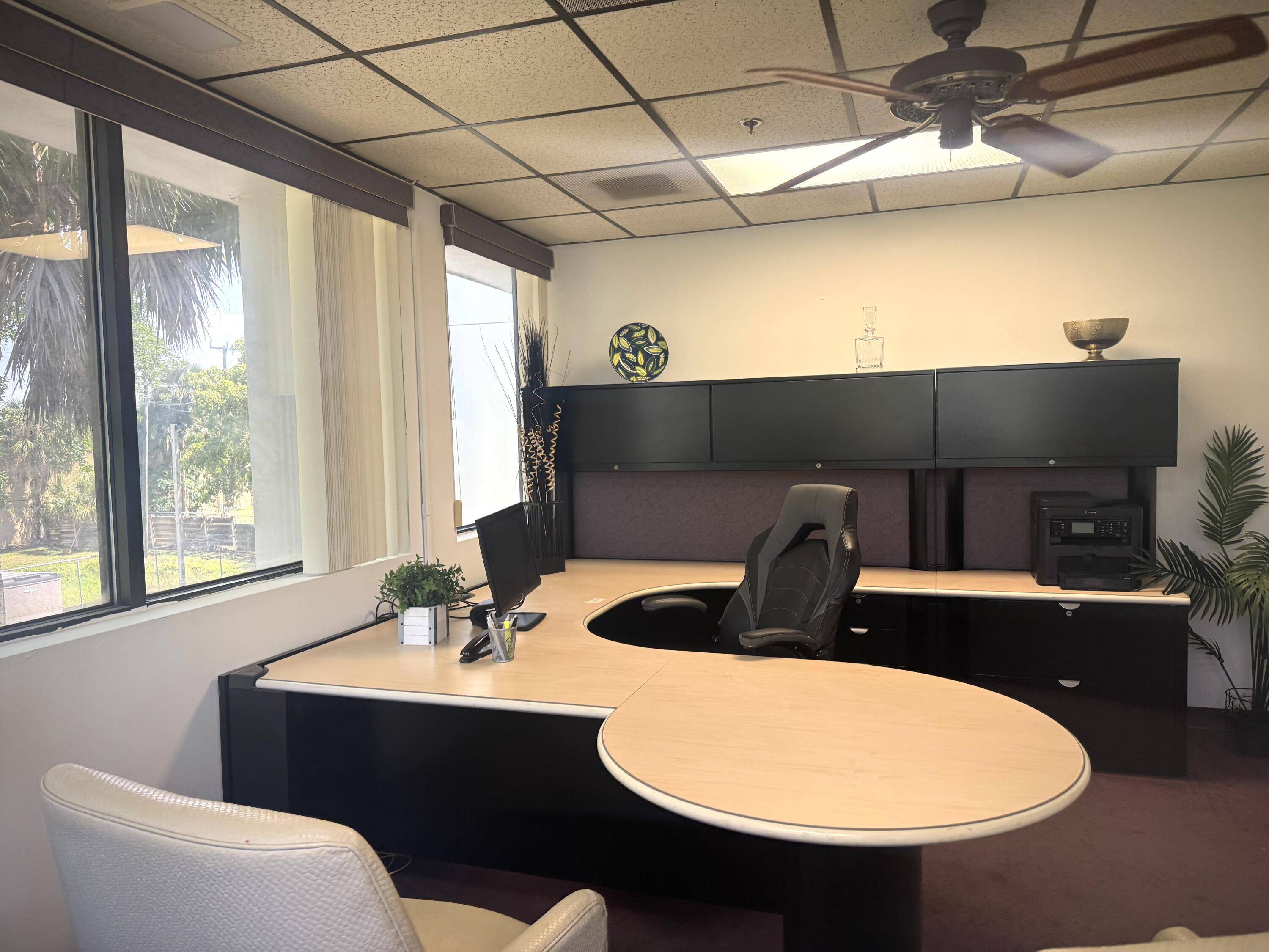 Riviera Beach, FL 33404,4119 W Blue Heron BLVD 30