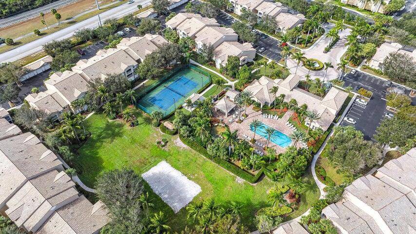 Tequesta, FL 33469,272 Village BLVD 7307