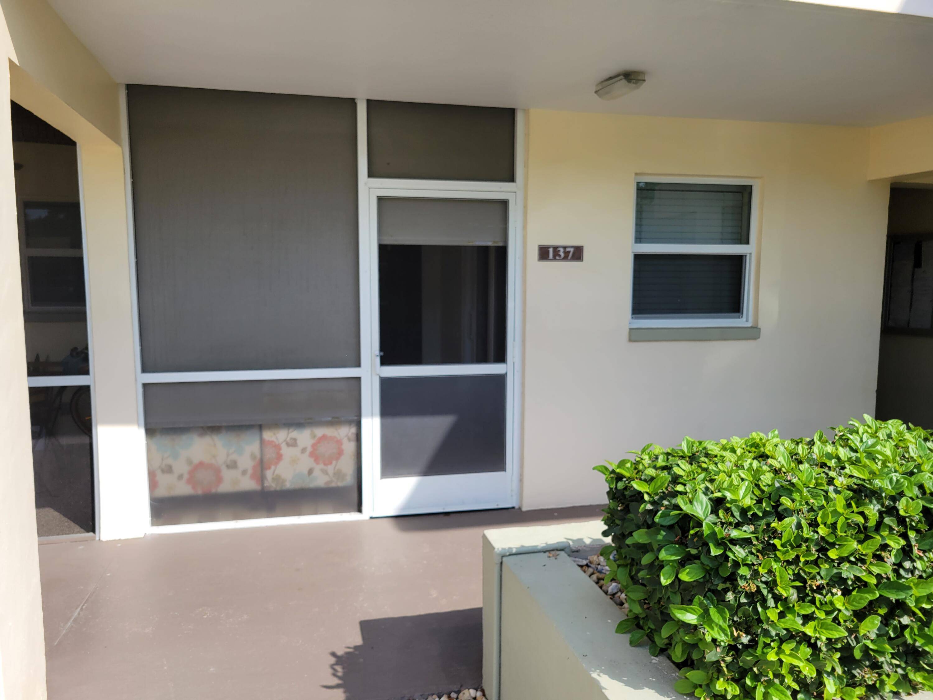 Pompano Beach, FL 33062,1340 NE 28th AVE 137
