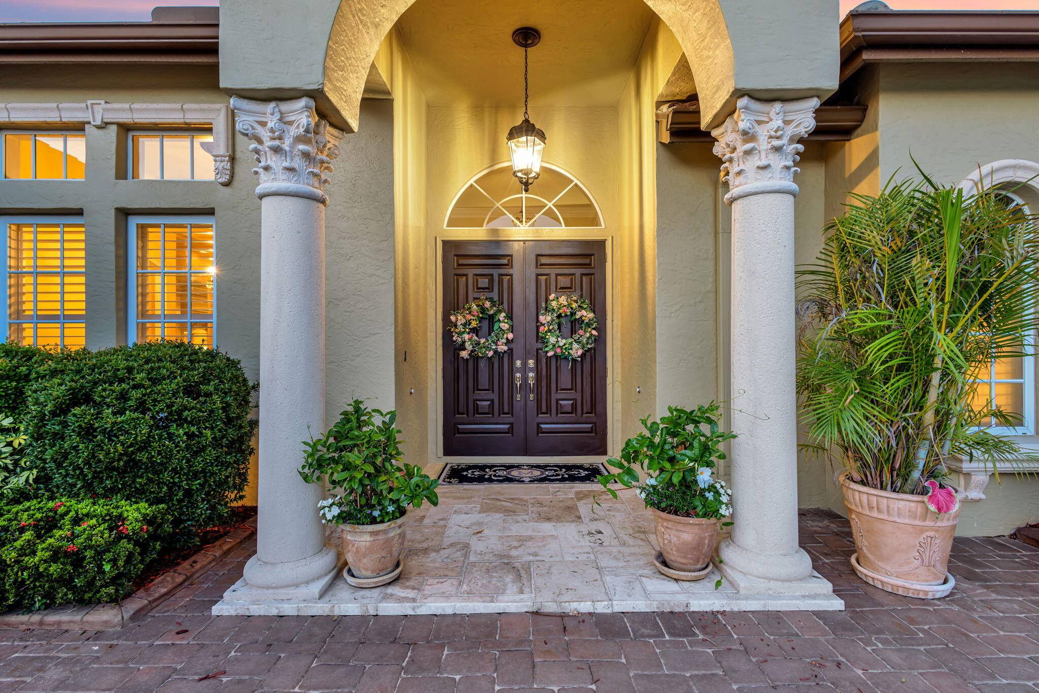 Port Saint Lucie, FL 34986,882 SW Grand Reserves BLVD