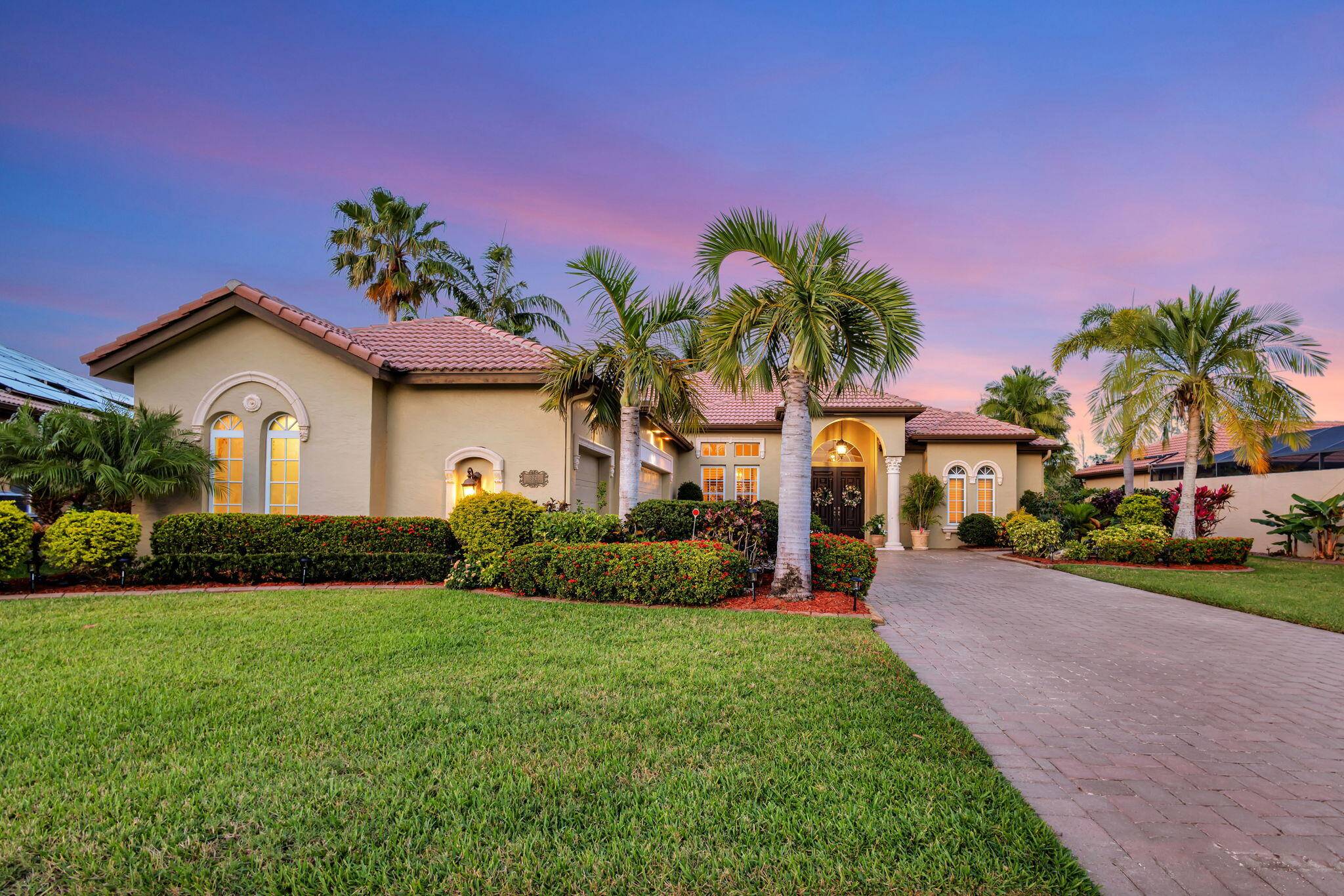 Port Saint Lucie, FL 34986,882 SW Grand Reserves BLVD