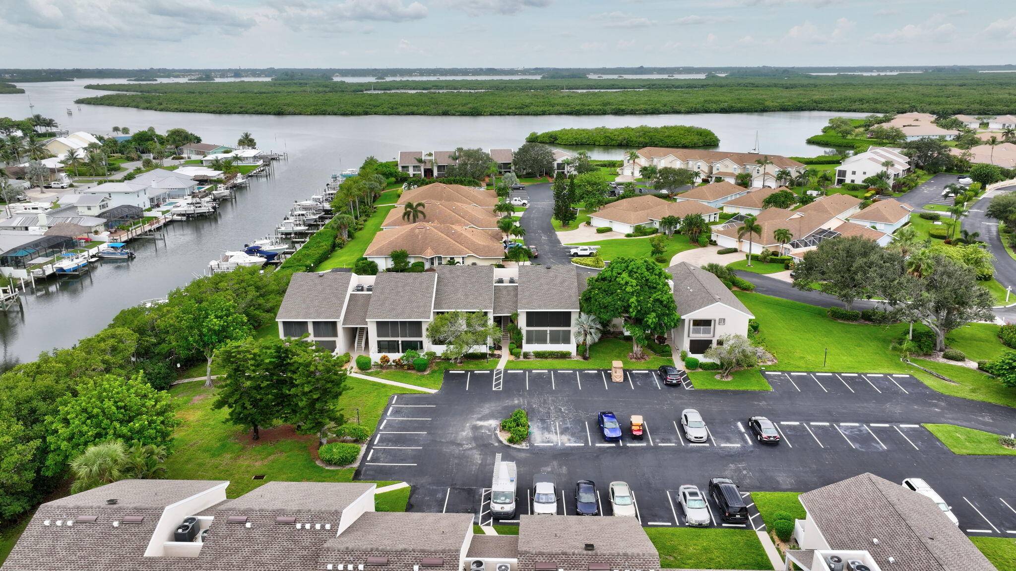 Hutchinson Island, FL 34949,3215 S Lakeview CIR 12103