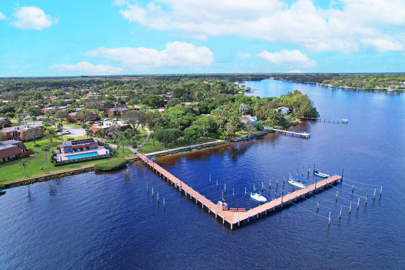 Jupiter, FL 33458,825 Center Street ST 30a