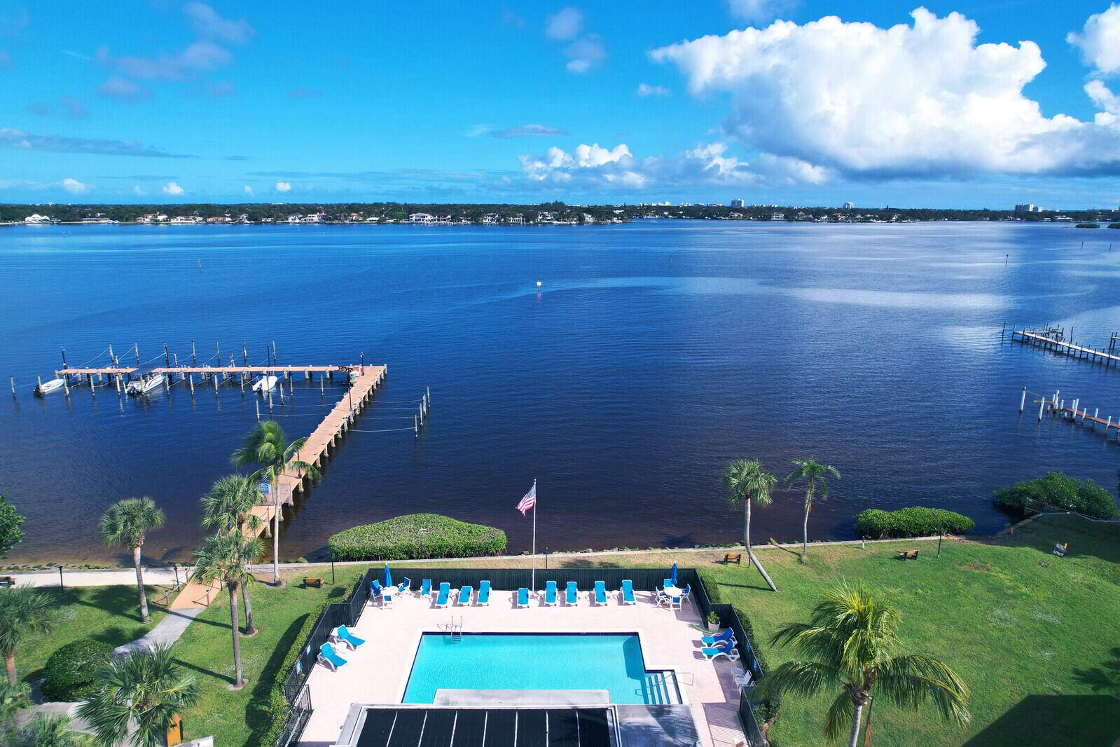 Jupiter, FL 33458,825 Center Street ST 30a