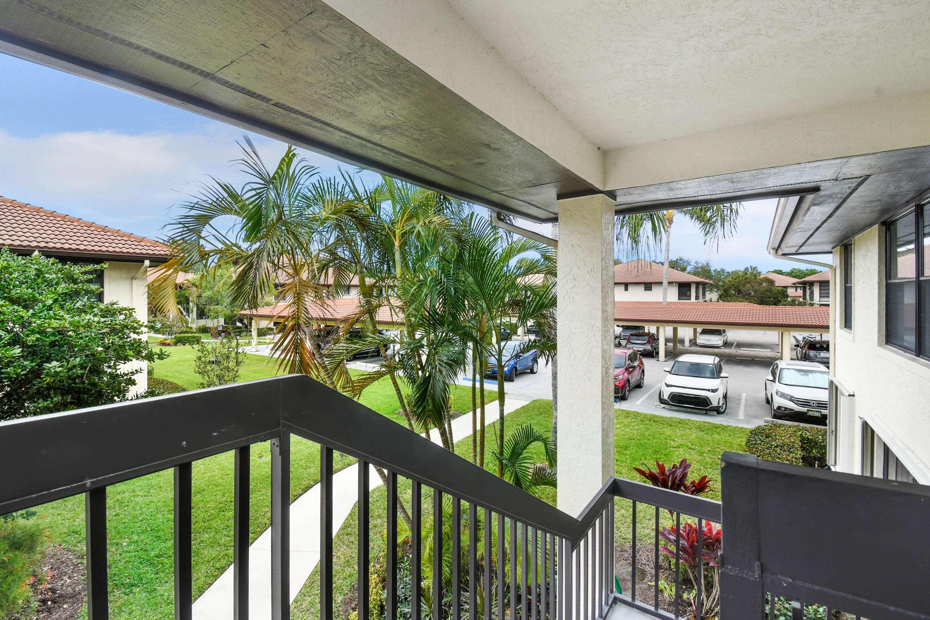 Stuart, FL 34997,241 SW South River DR 206