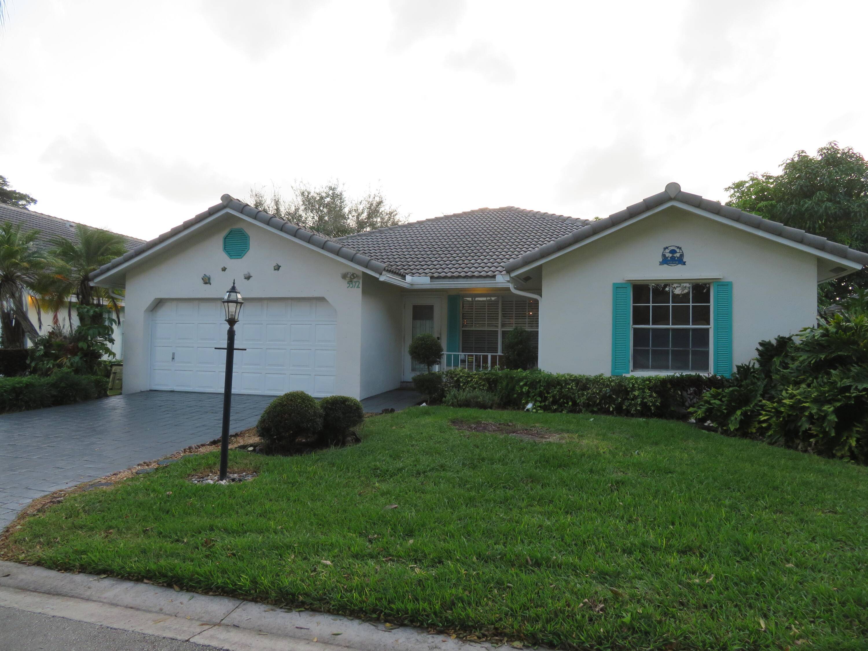 Coral Springs, FL 33067,5372 Pine Circle