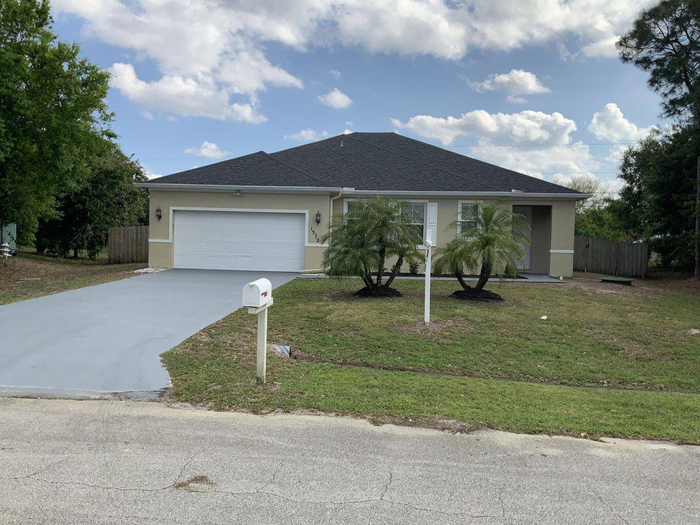 Port Saint Lucie, FL 34953,1572 SW Gager RD