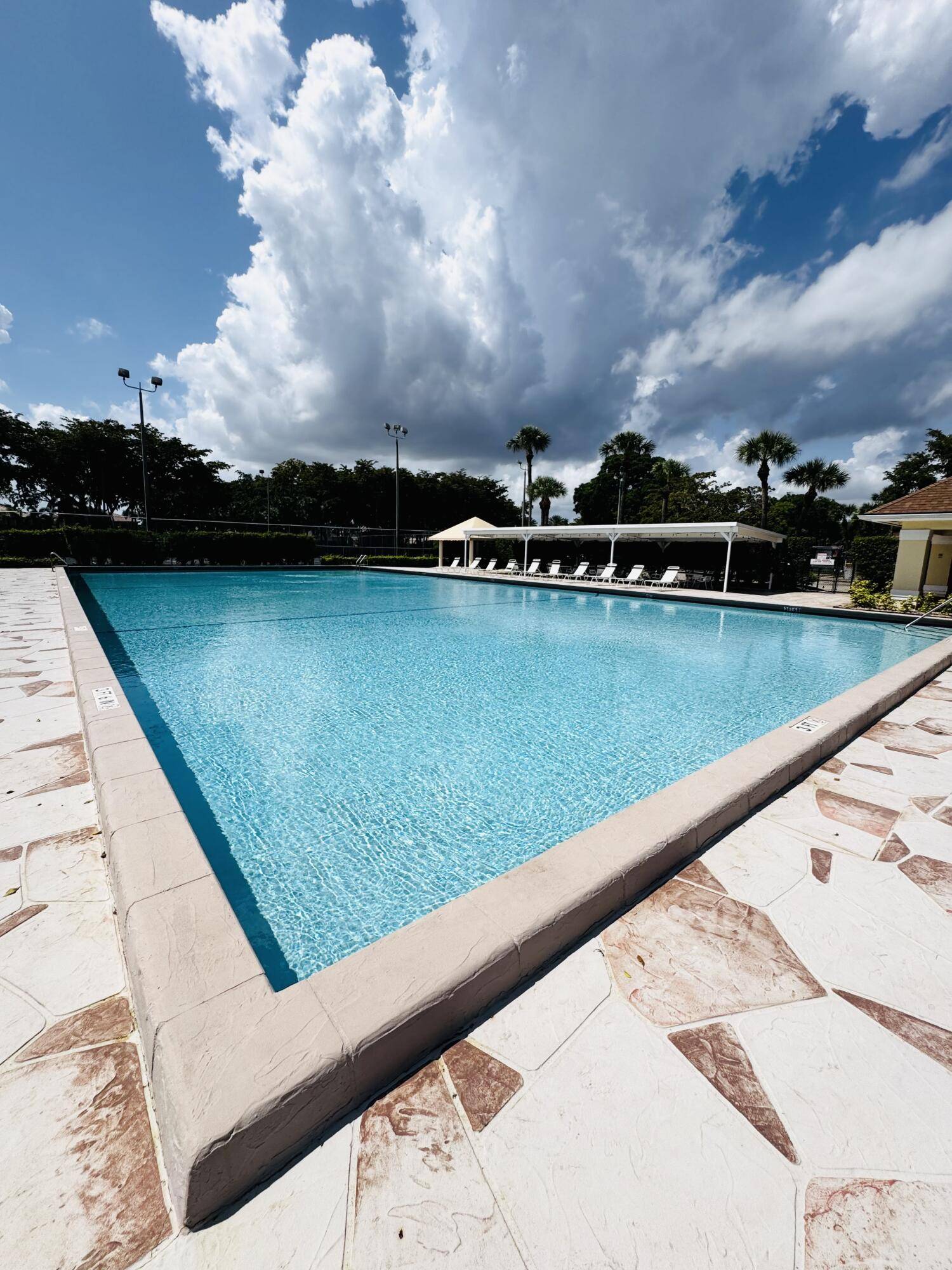 Boynton Beach, FL 33436,130 Live Oak LN