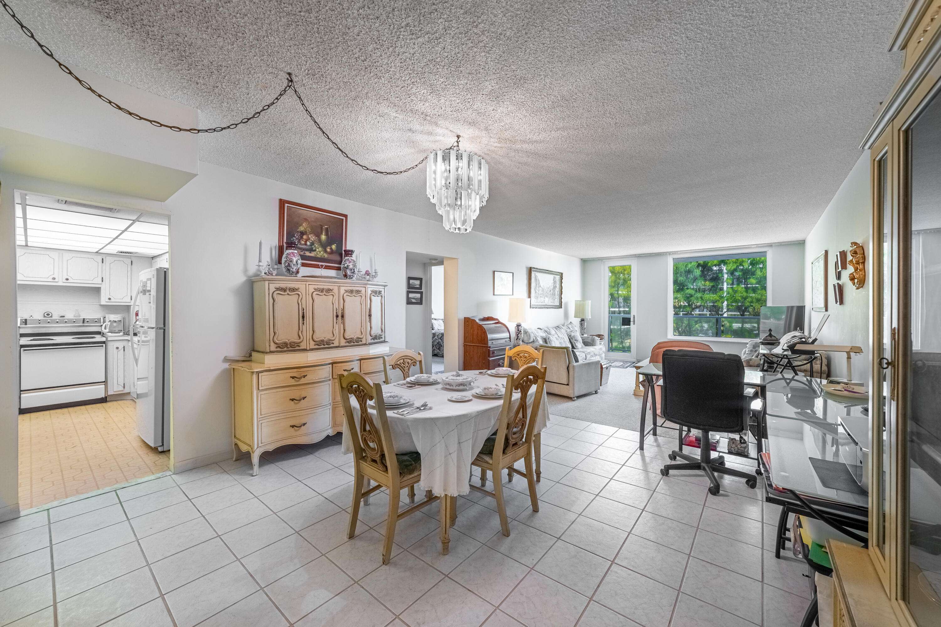 Palm Beach, FL 33480,3450 S Ocean BLVD 206