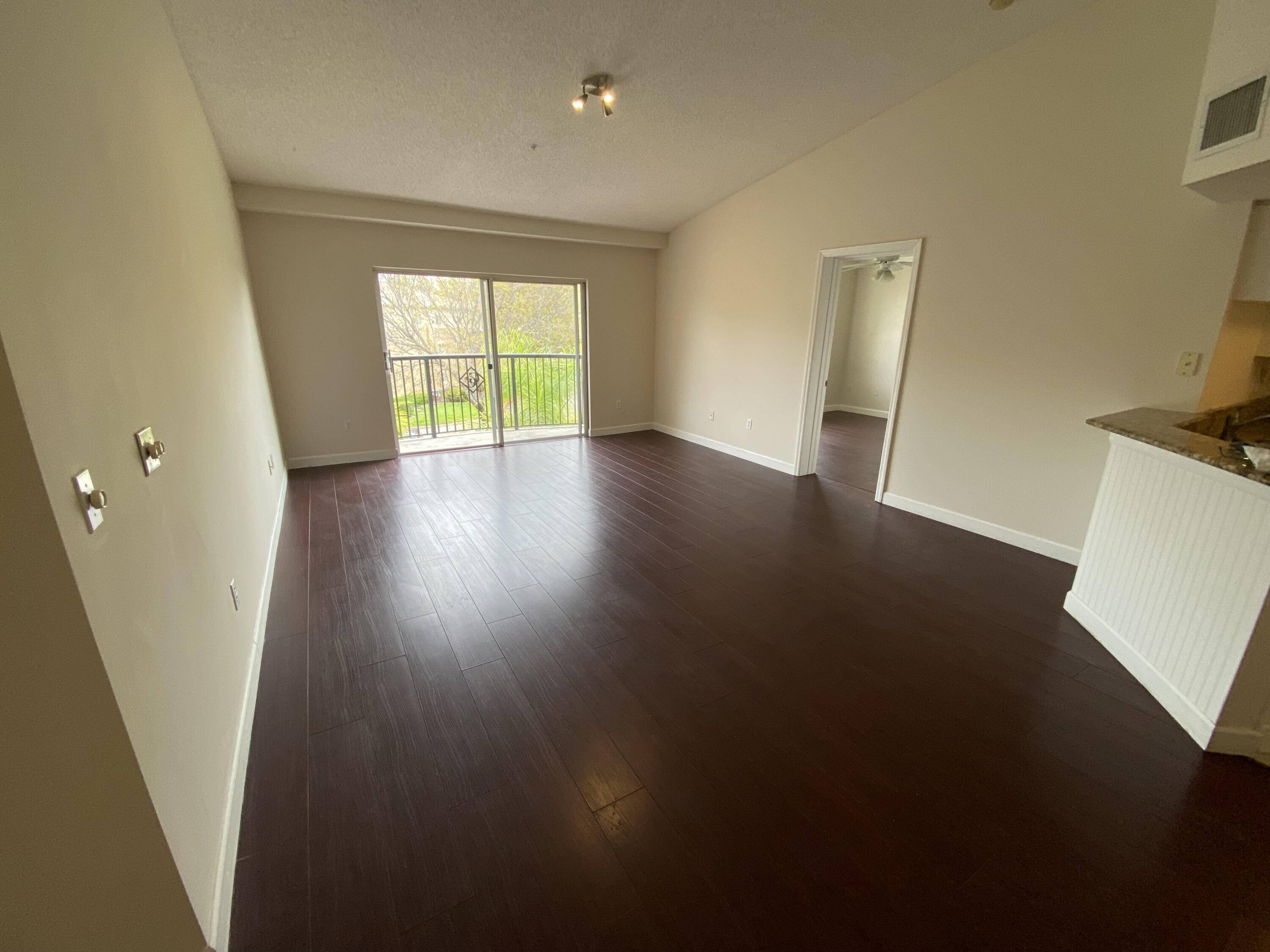 Royal Palm Beach, FL 33411,1100 S S Crestwood CT 1117