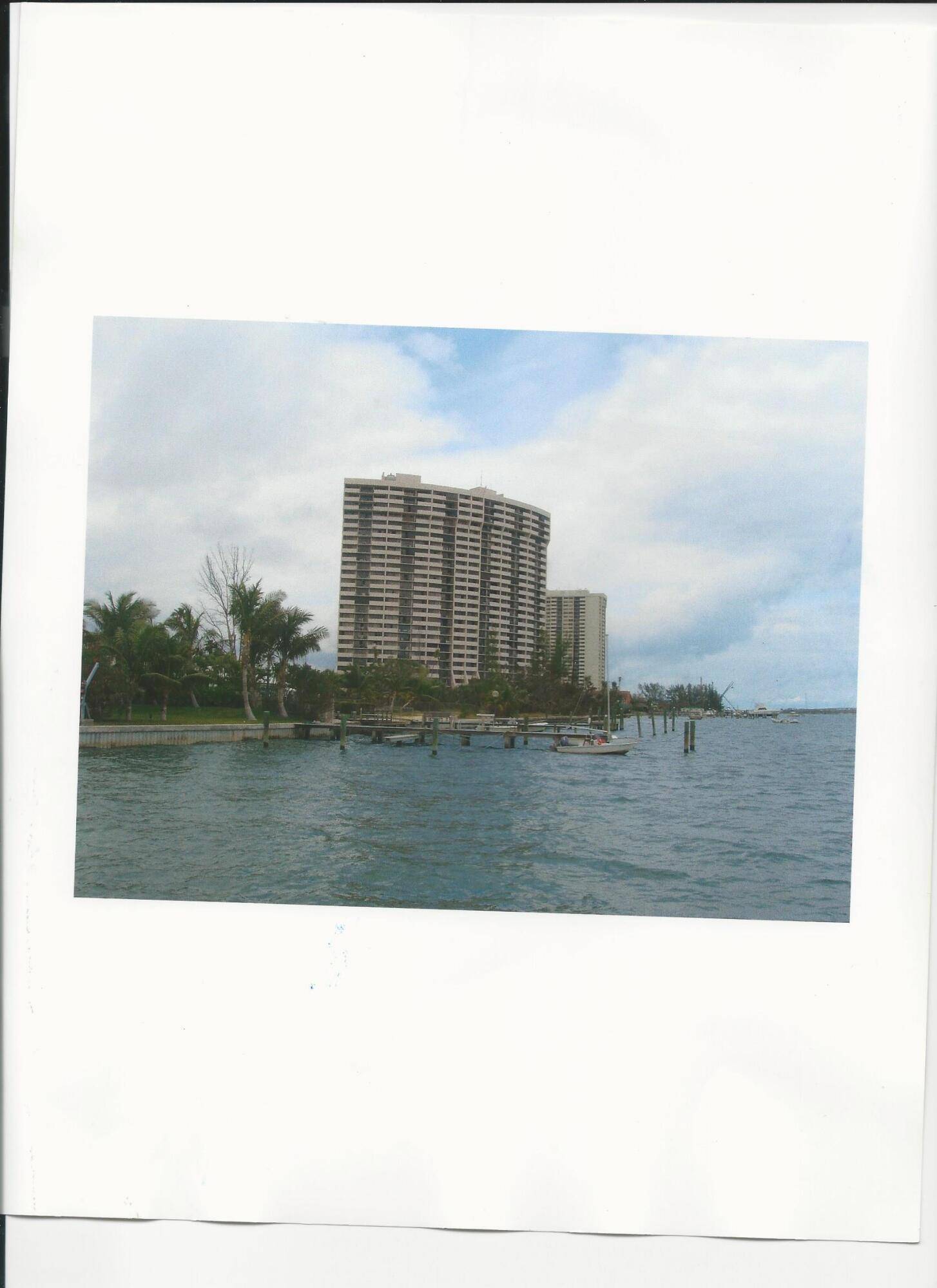 West Palm Beach, FL 33407,5200 N Flagler DR 2006