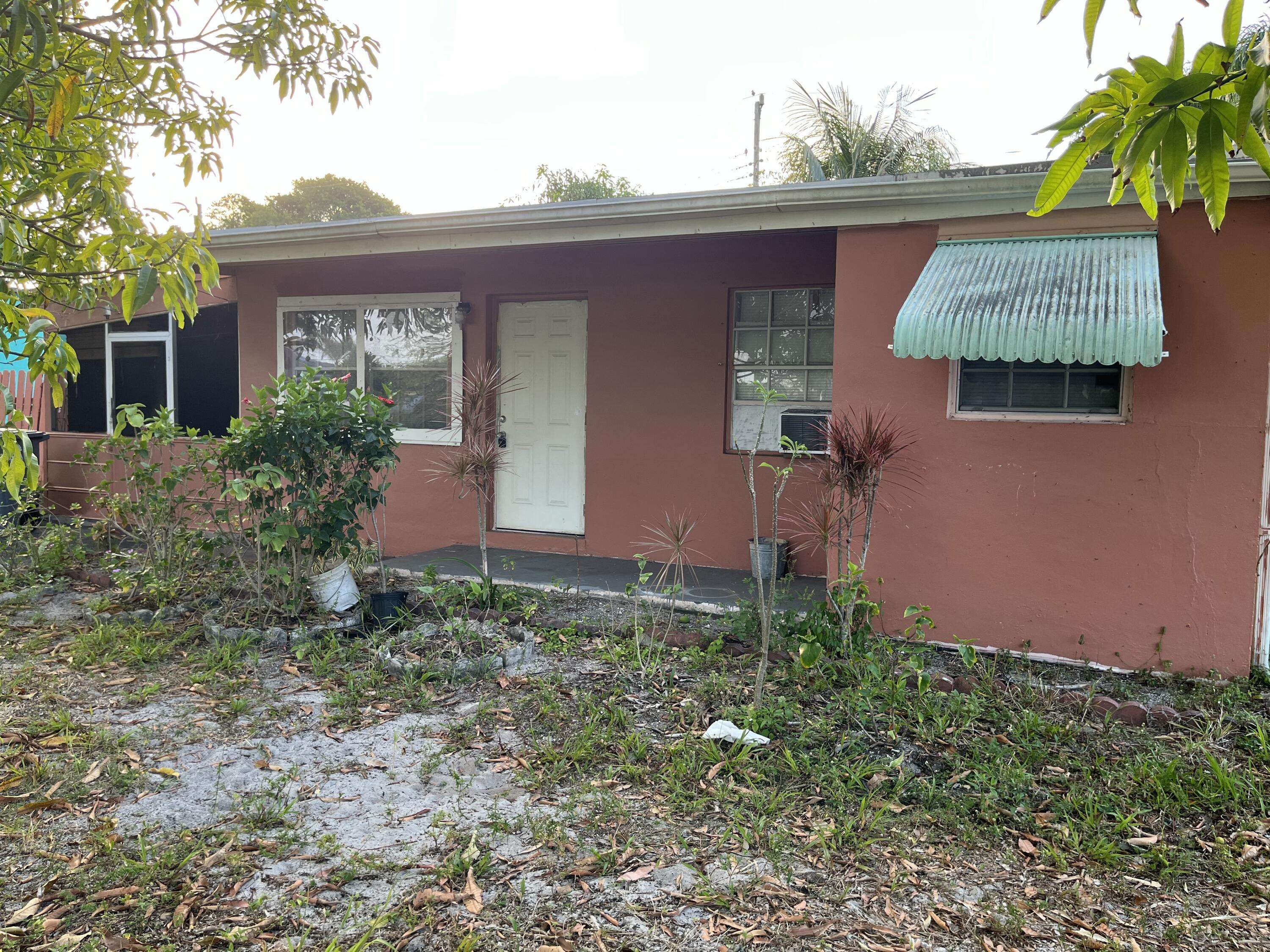 Lake Worth, FL 33462,5030 Old Spanish RD