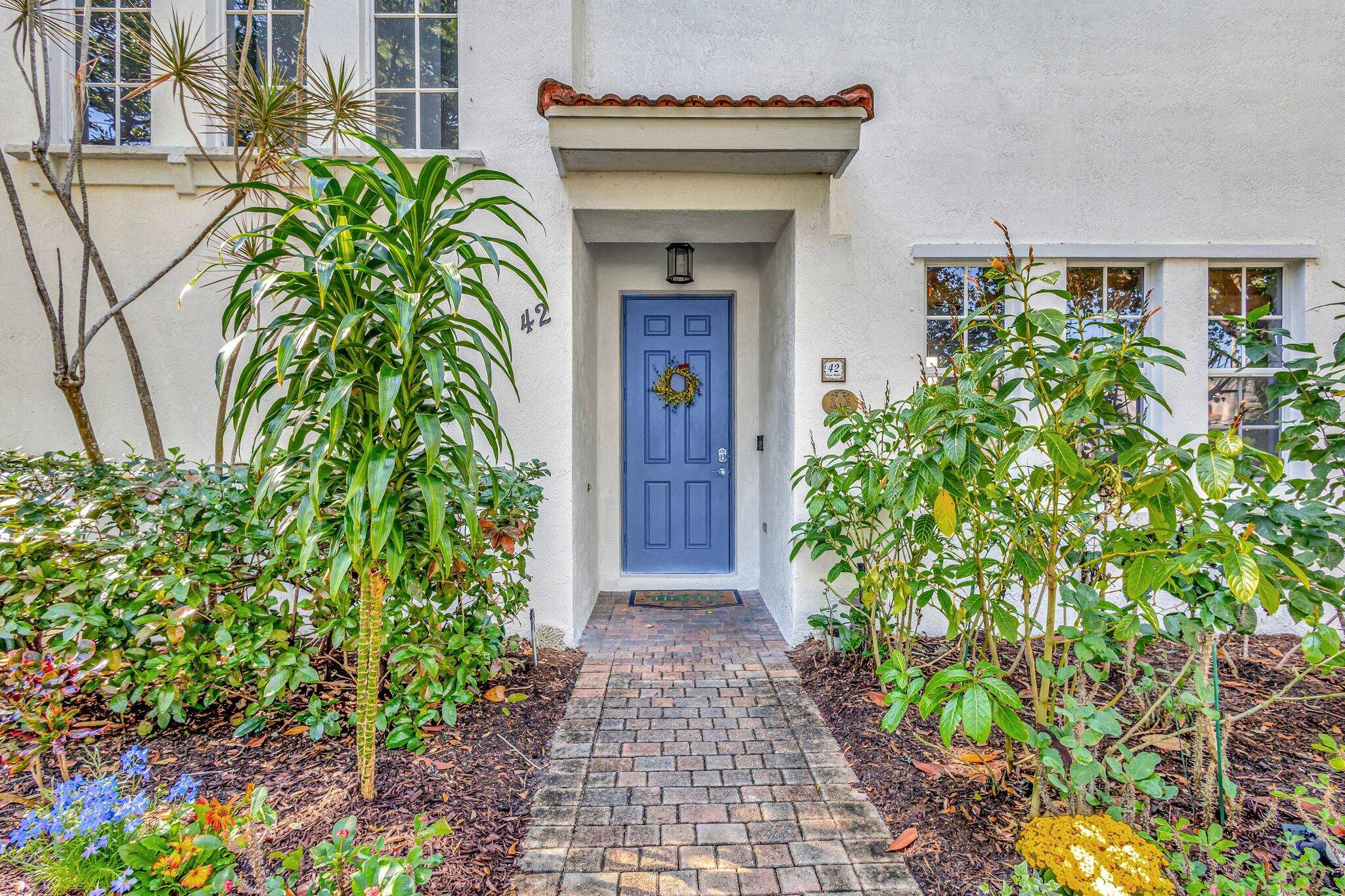 Palm Beach Gardens, FL 33410,42 Stoney DR