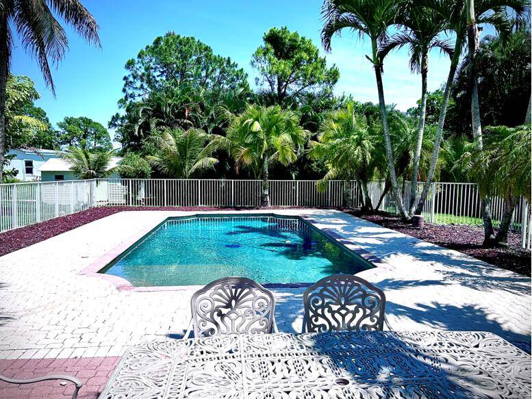 West Palm Beach, FL 33412,11648 N 66th ST