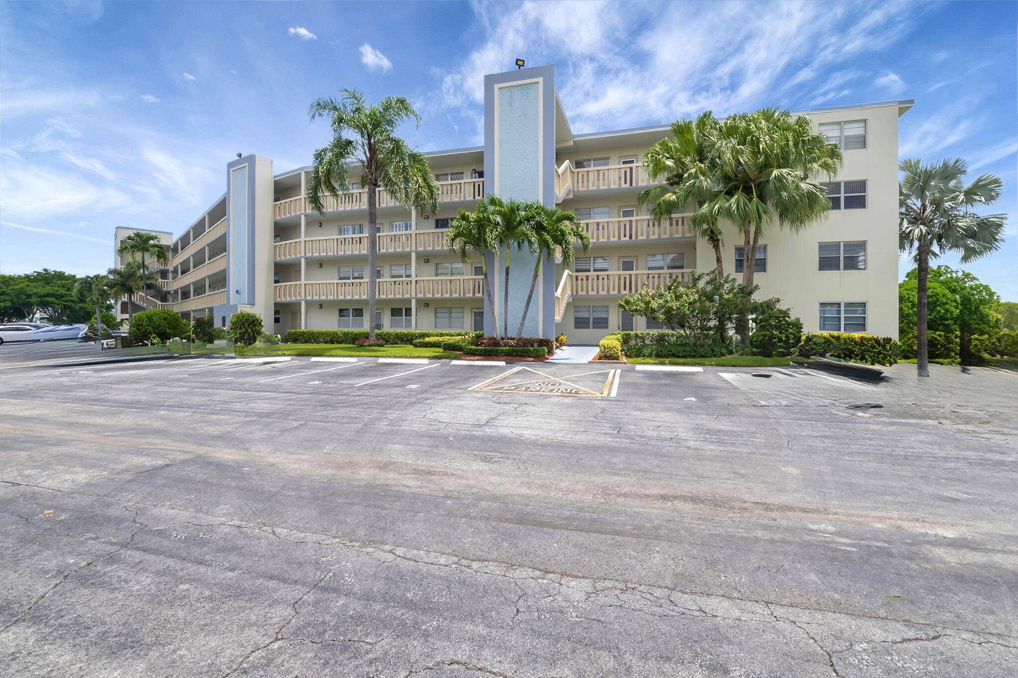 Boca Raton, FL 33434,4068 Ainslie D 406