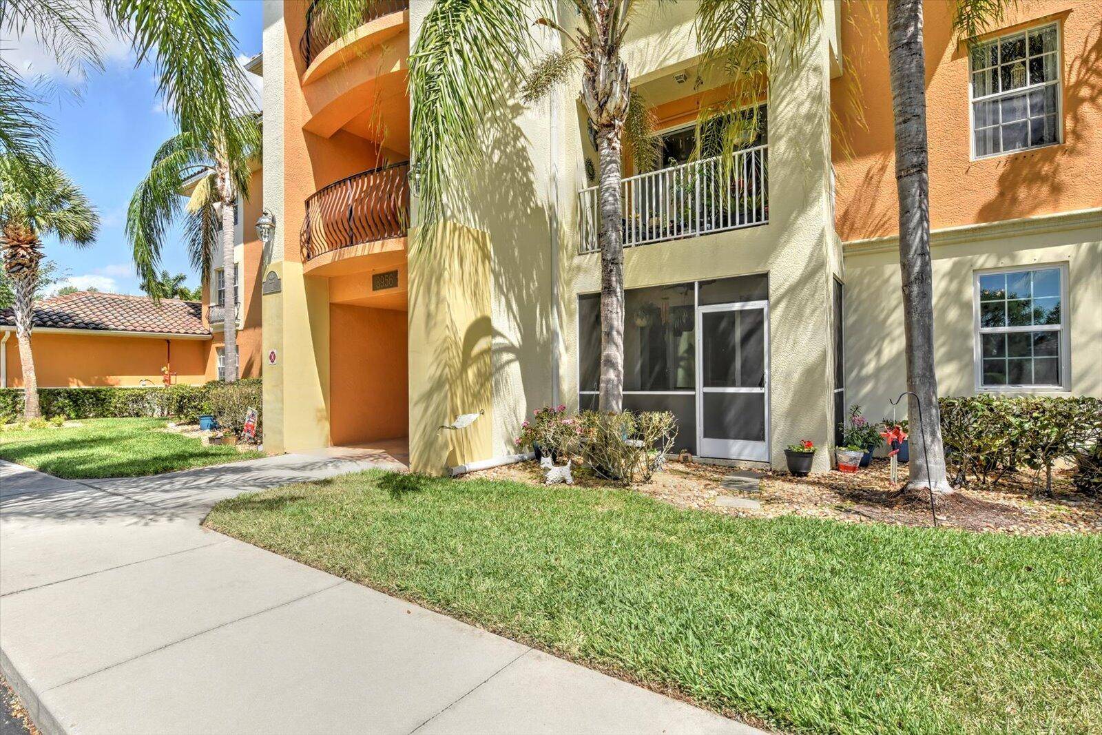 Cape Coral, FL 33909,3956 Pomodoro CIR 102