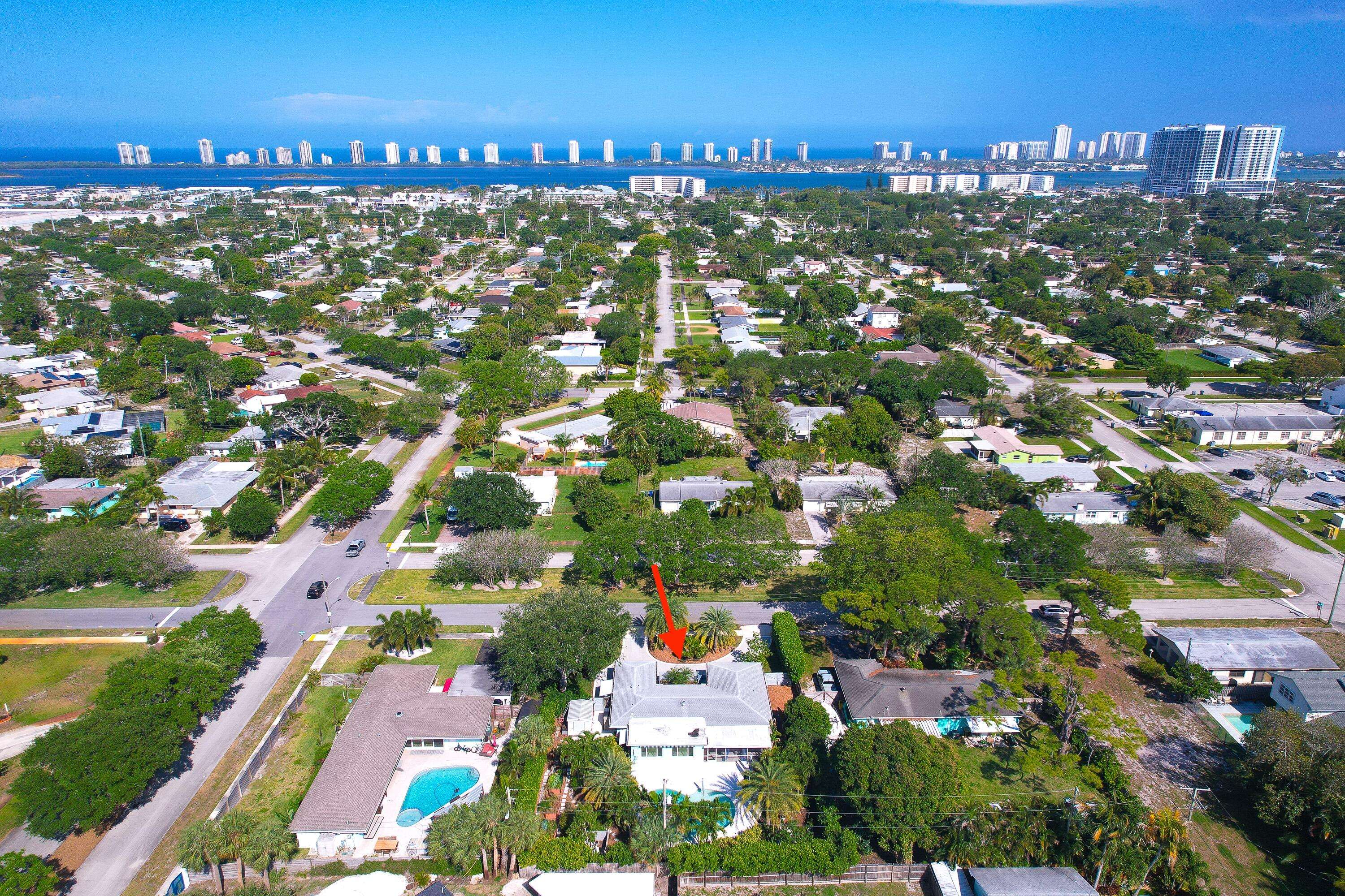 Lake Park, FL 33403,830 Seminole BLVD