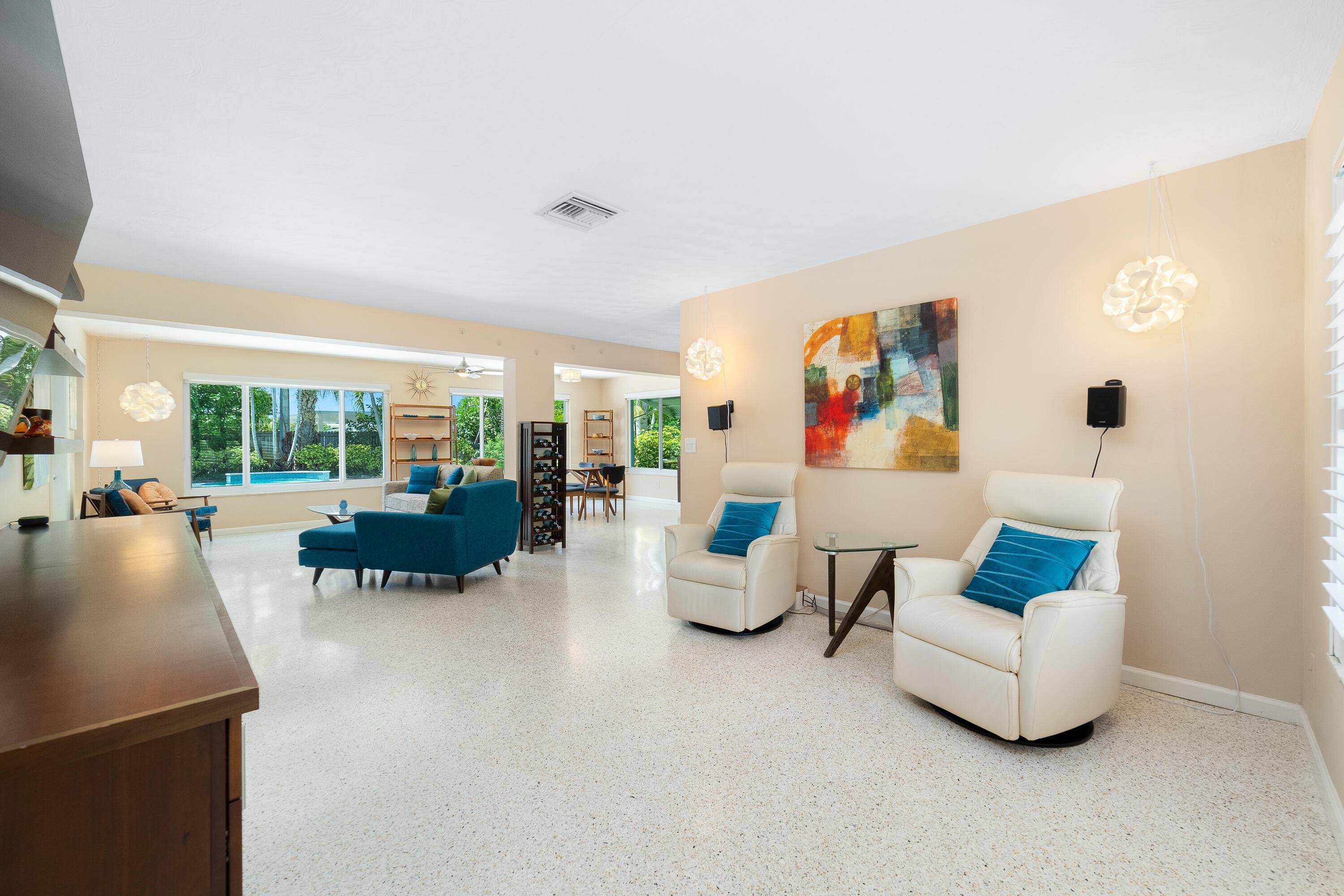 Lake Park, FL 33403,830 Seminole BLVD