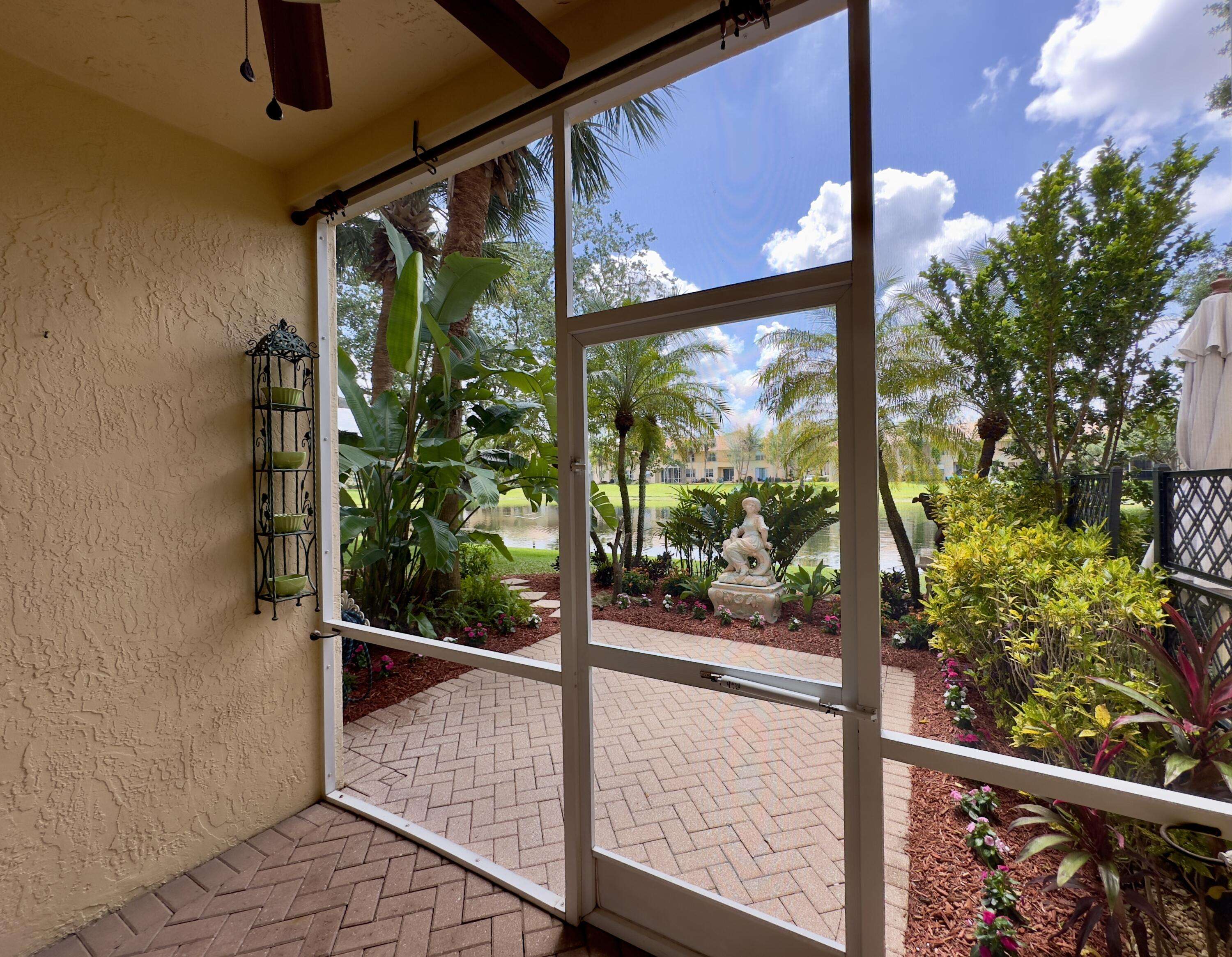Royal Palm Beach, FL 33411,264 River Bluff LN