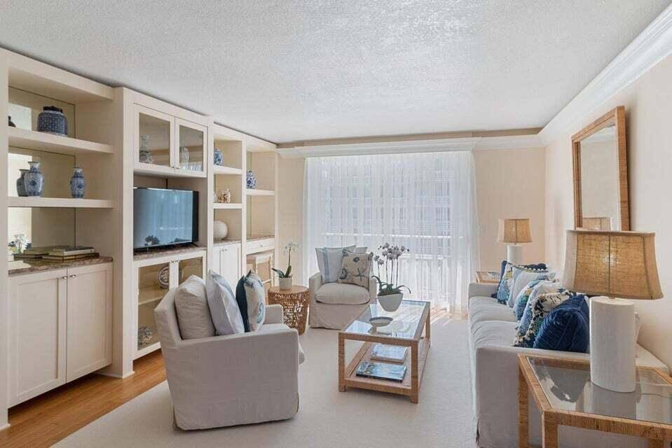 Palm Beach, FL 33480,139 Sunrise AVE 409