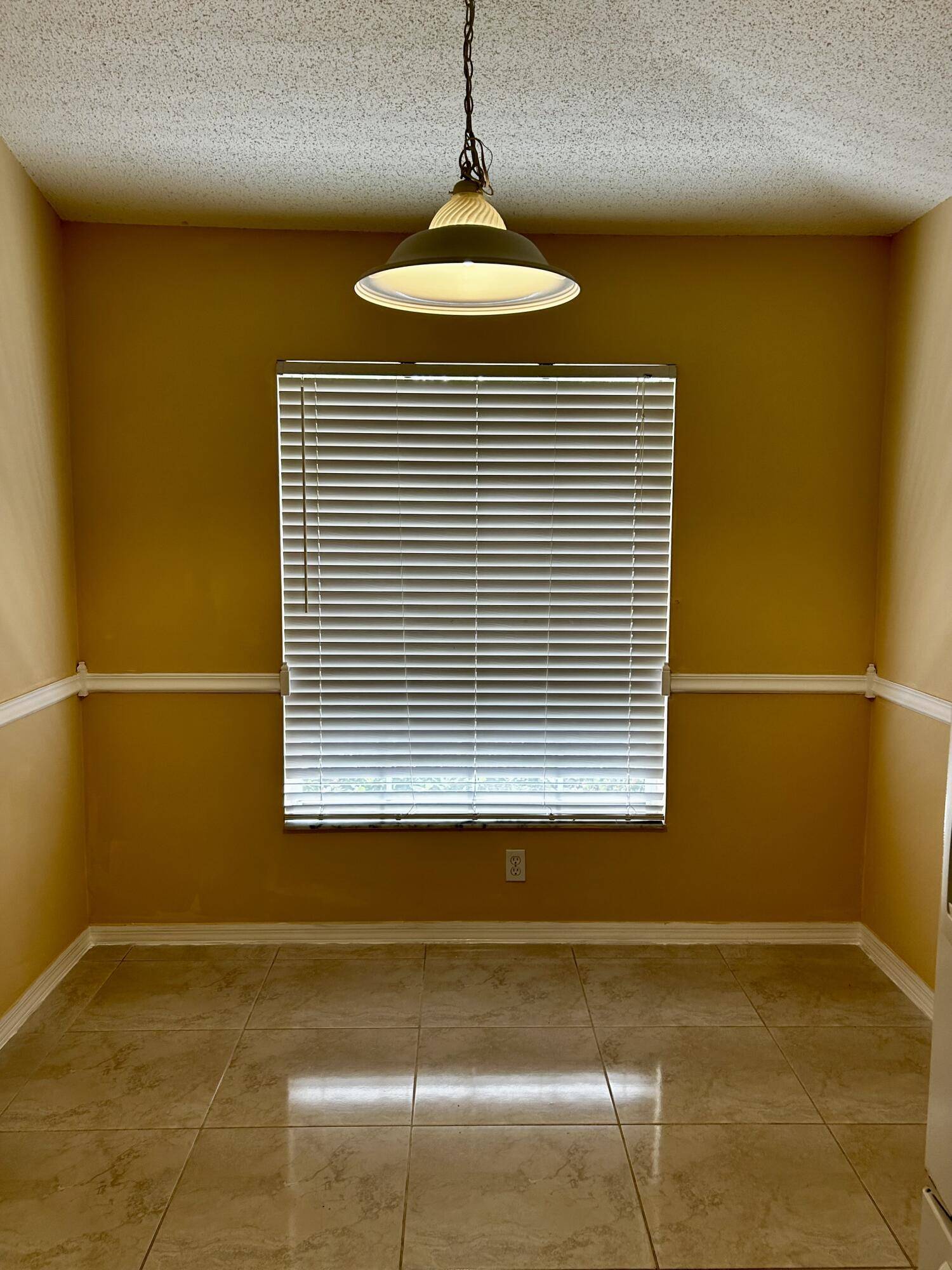 Port Saint Lucie, FL 34983,830 NW Greenwich CT