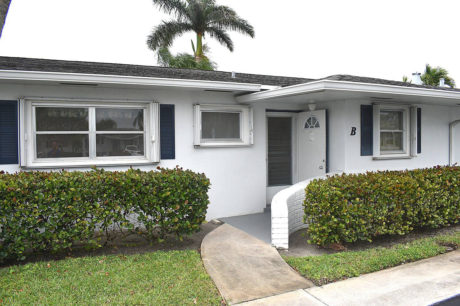 West Palm Beach, FL 33415,2716 E Emory DR B