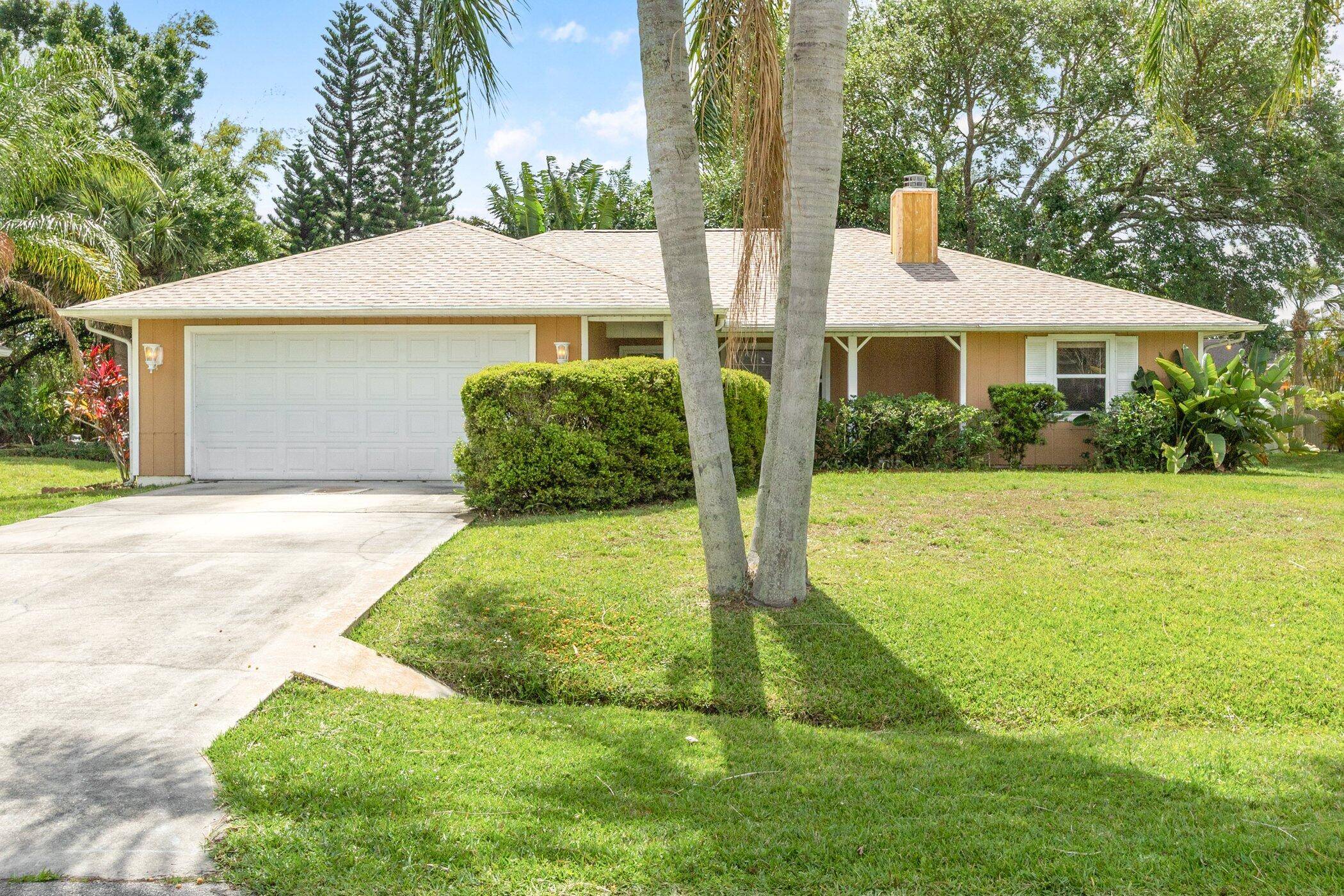 Sebastian, FL 32958,680 Helicon TER