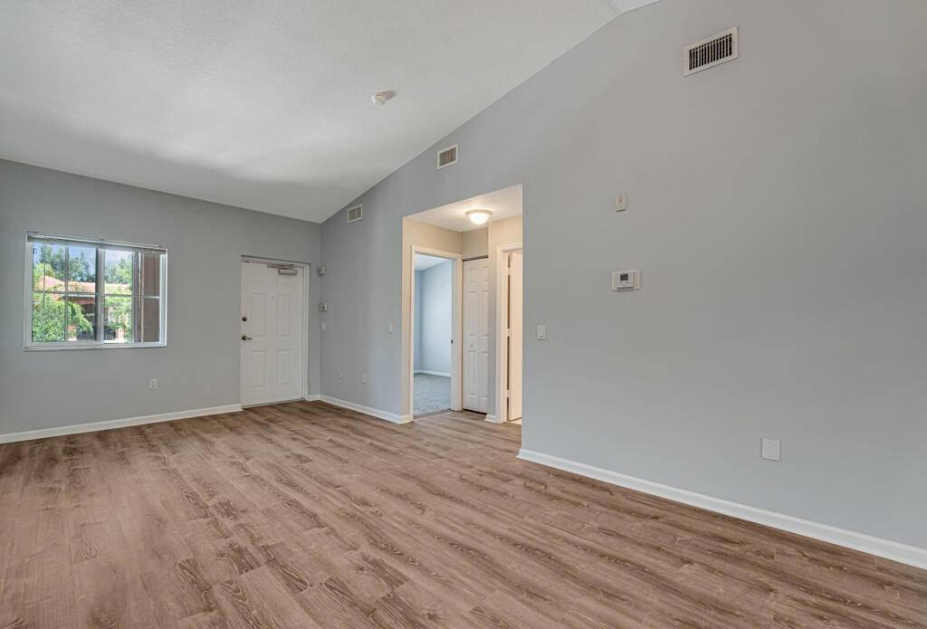 West Palm Beach, FL 33411,3810 N Jog RD 204