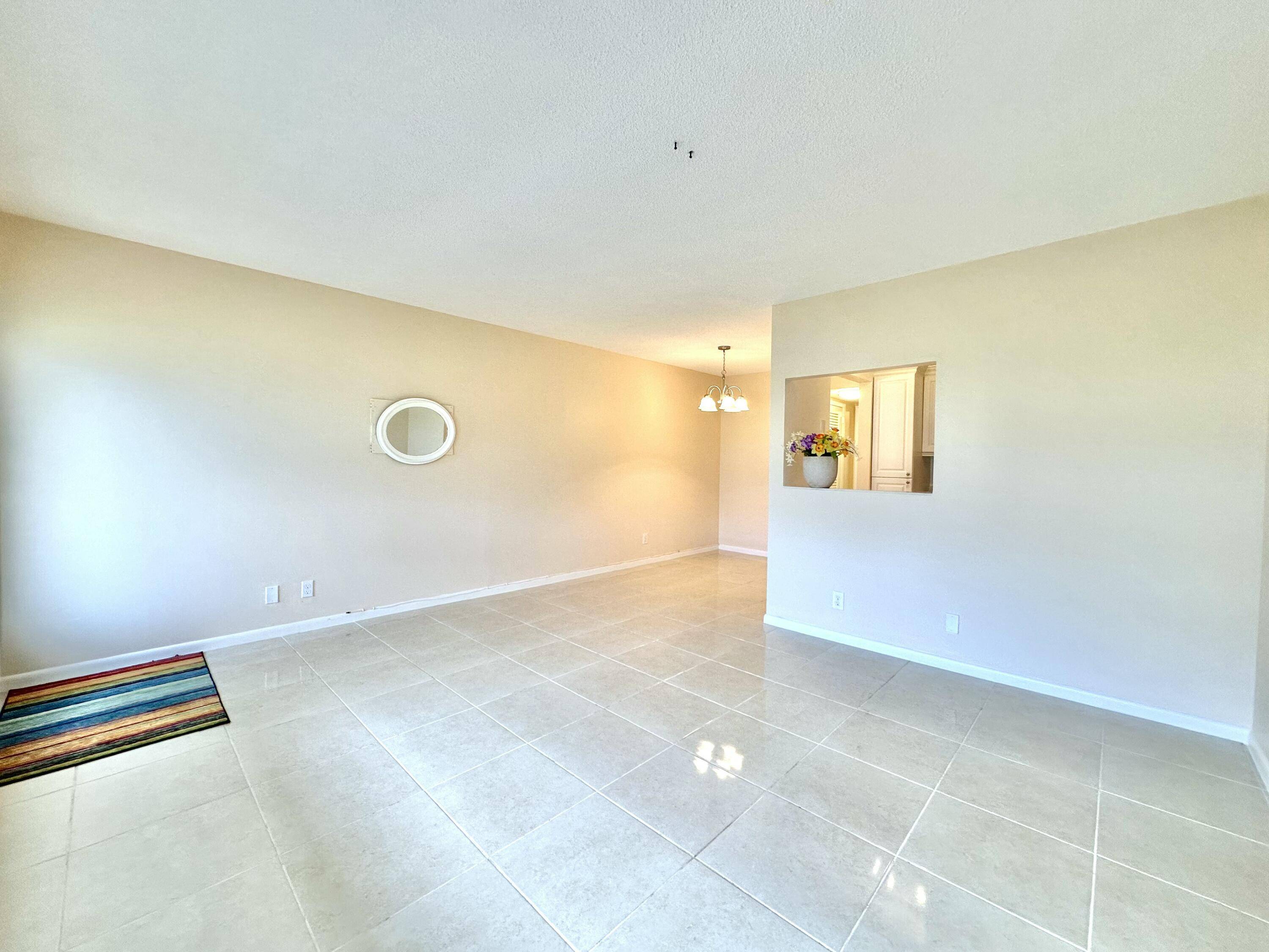 West Palm Beach, FL 33417,90 Bedford D