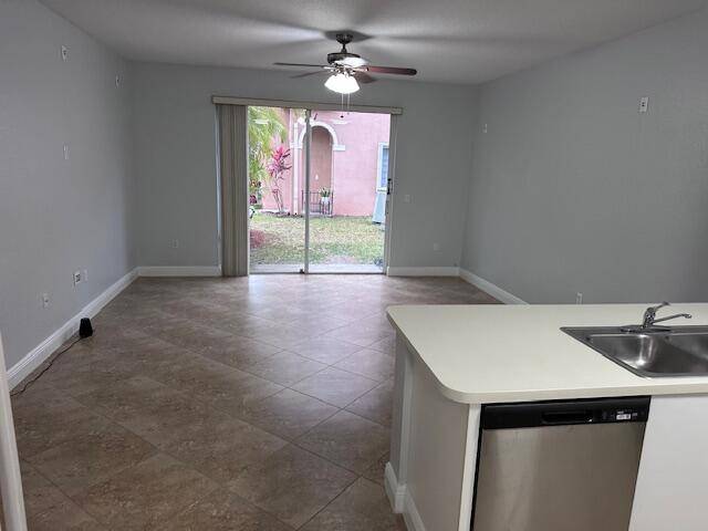 Tamarac, FL 33321,7914 Catalina CIR
