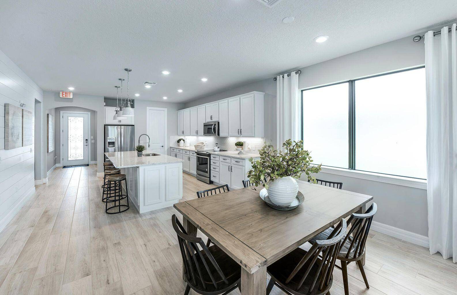 Lake Worth, FL 33467,8629 Patron LN